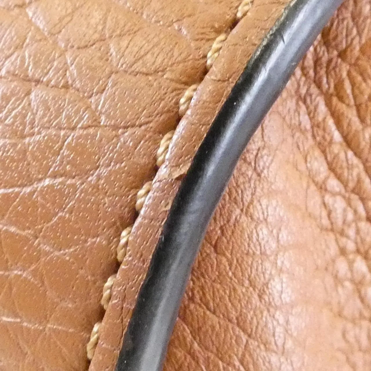 LOEWE Hammock 387 41VS80 Shoulder 3