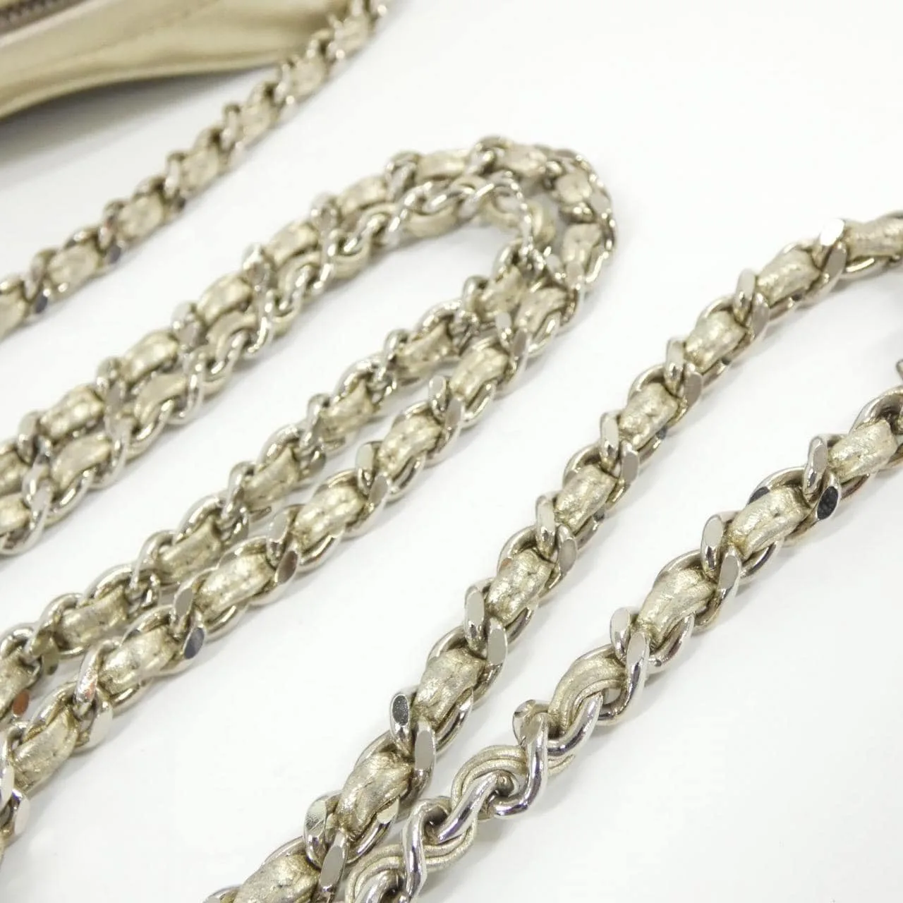 CHANEL 肩背包 羊皮 金色 羊皮 中古品B - 縮圖 8