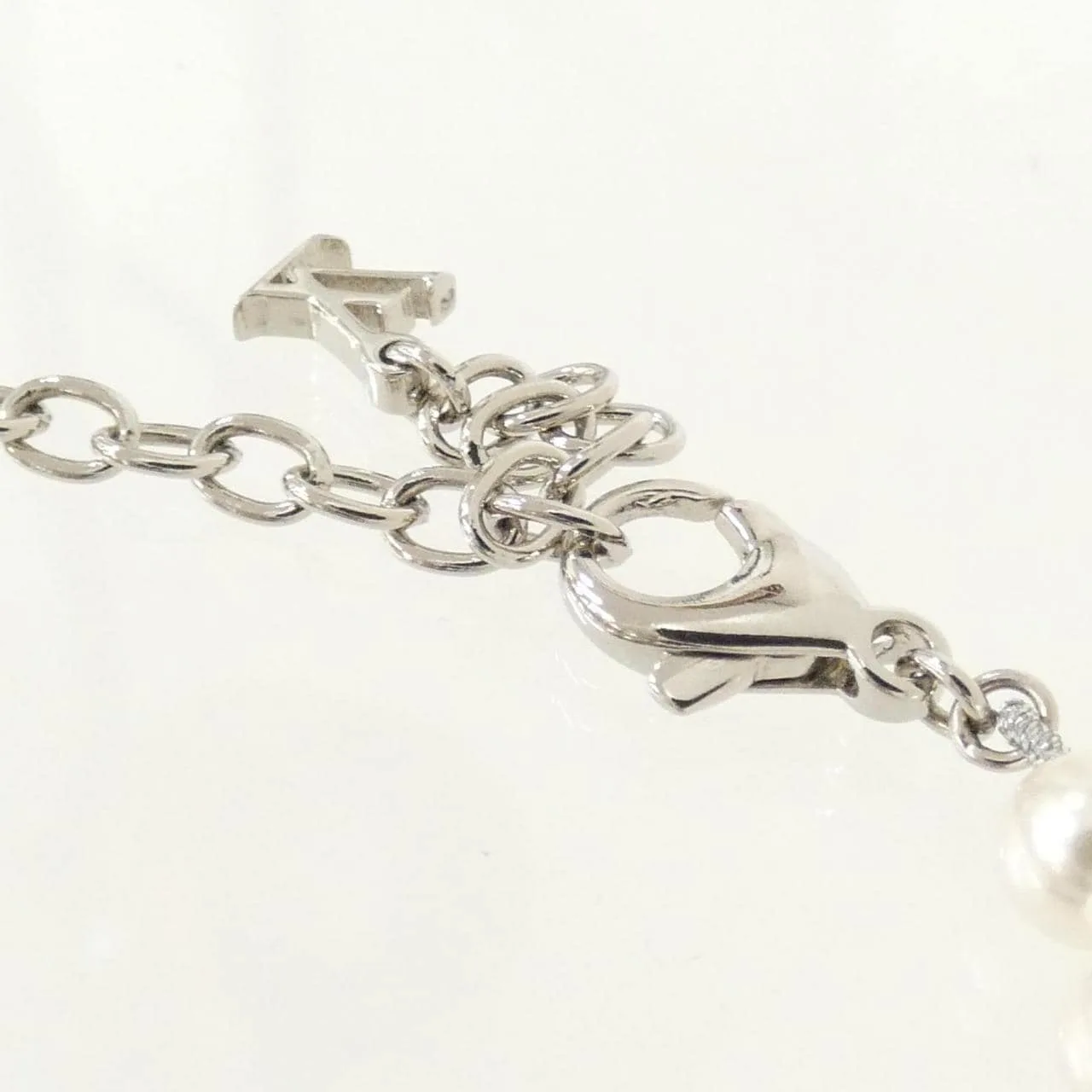 LOUIS VUITTON M1556A Accessories 白色 中古品A - 縮圖 3