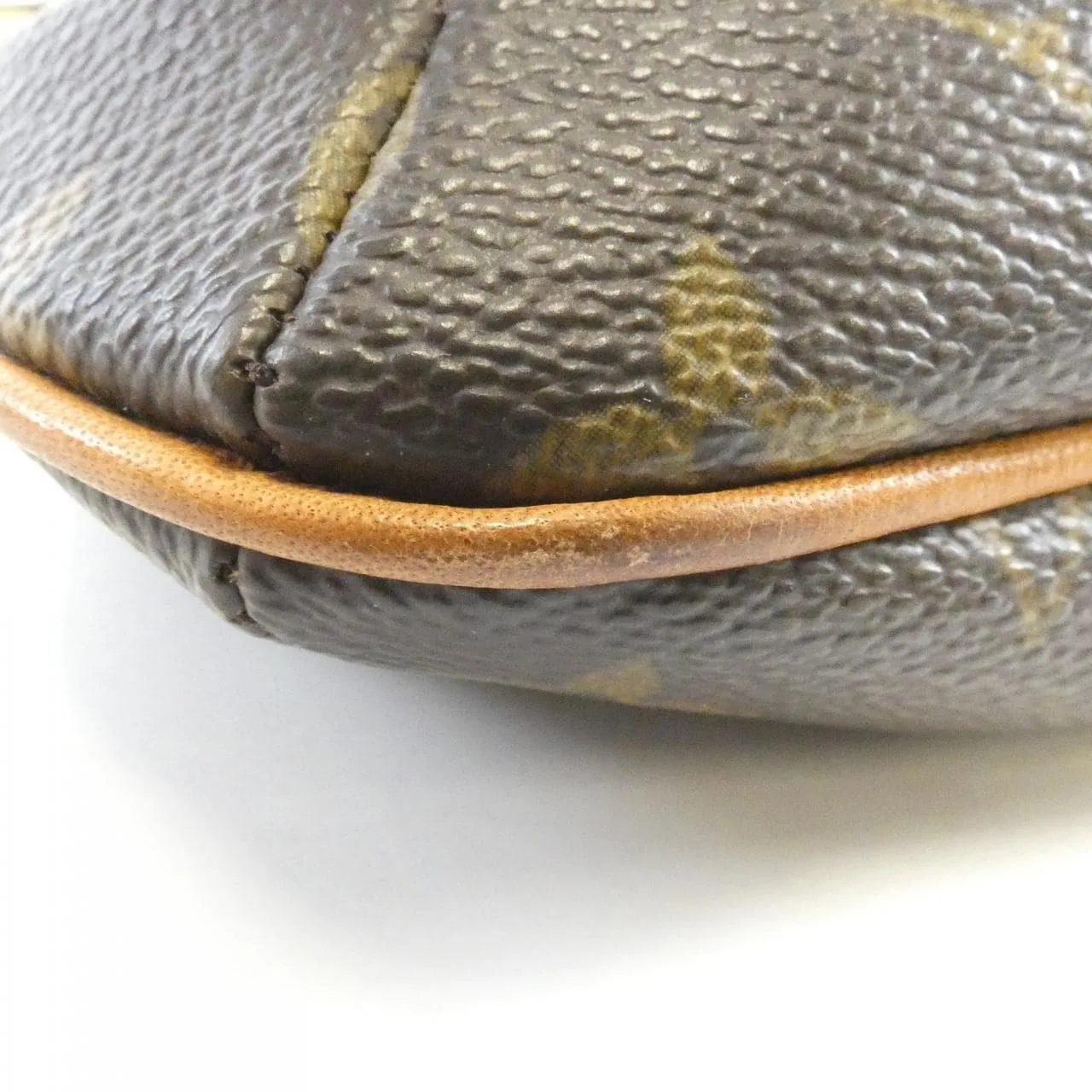 LOUIS VUITTON Musette M51257 Shoulder Monogram 3