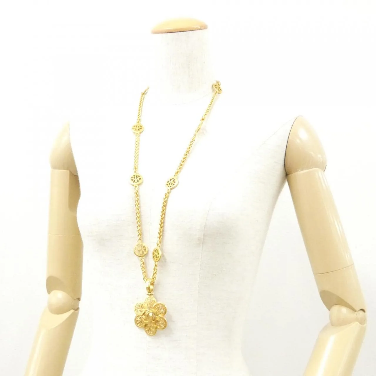 CHANEL Accessories Gold Rank A - Thumbnail 5