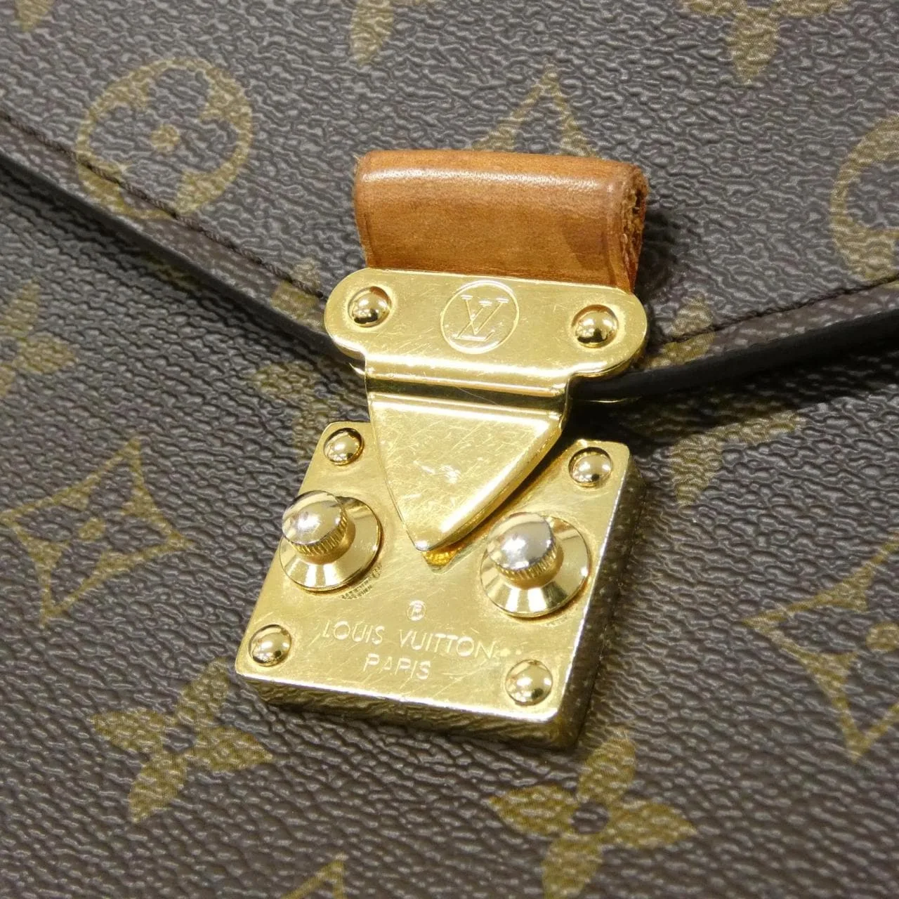 LOUIS VUITTON Pochette M44875 Handbag Monogram Black Monogram Rank B - Thumbnail 4