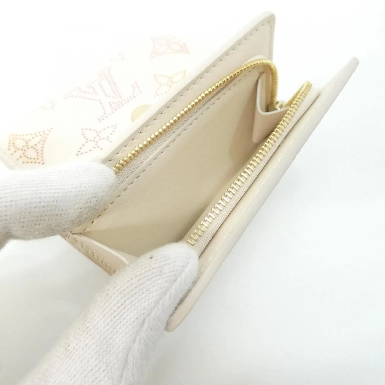 LOUIS VUITTON Mahina M25640 銀包 米色 中古品A - 縮圖 8