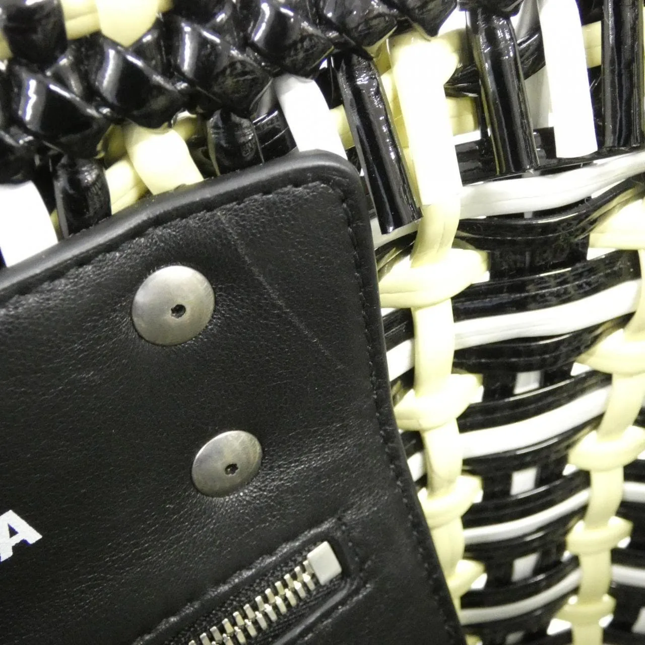 BALENCIAGA Bistro 671342 210DC Handbag Patent Leather Black Patent Leather Rank A - Thumbnail 8