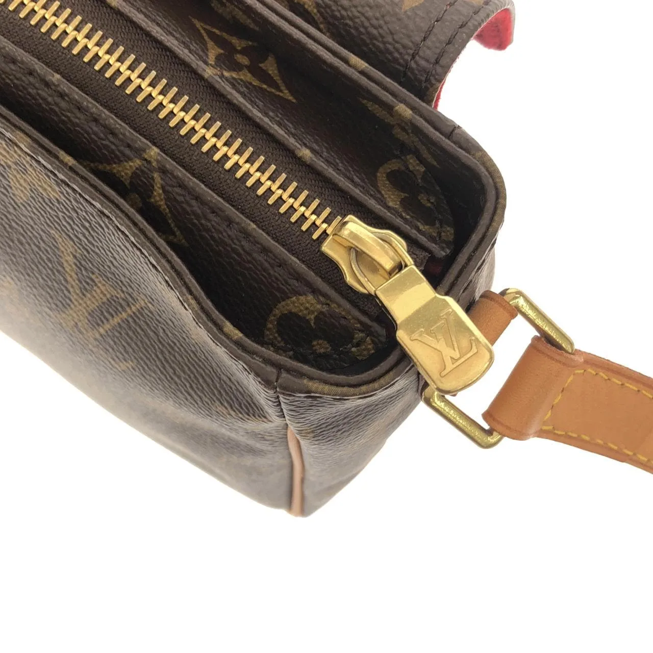 LOUIS VUITTON Viva Cité M51165 Shoulder Monogram Black Monogram Rank A - Thumbnail 4
