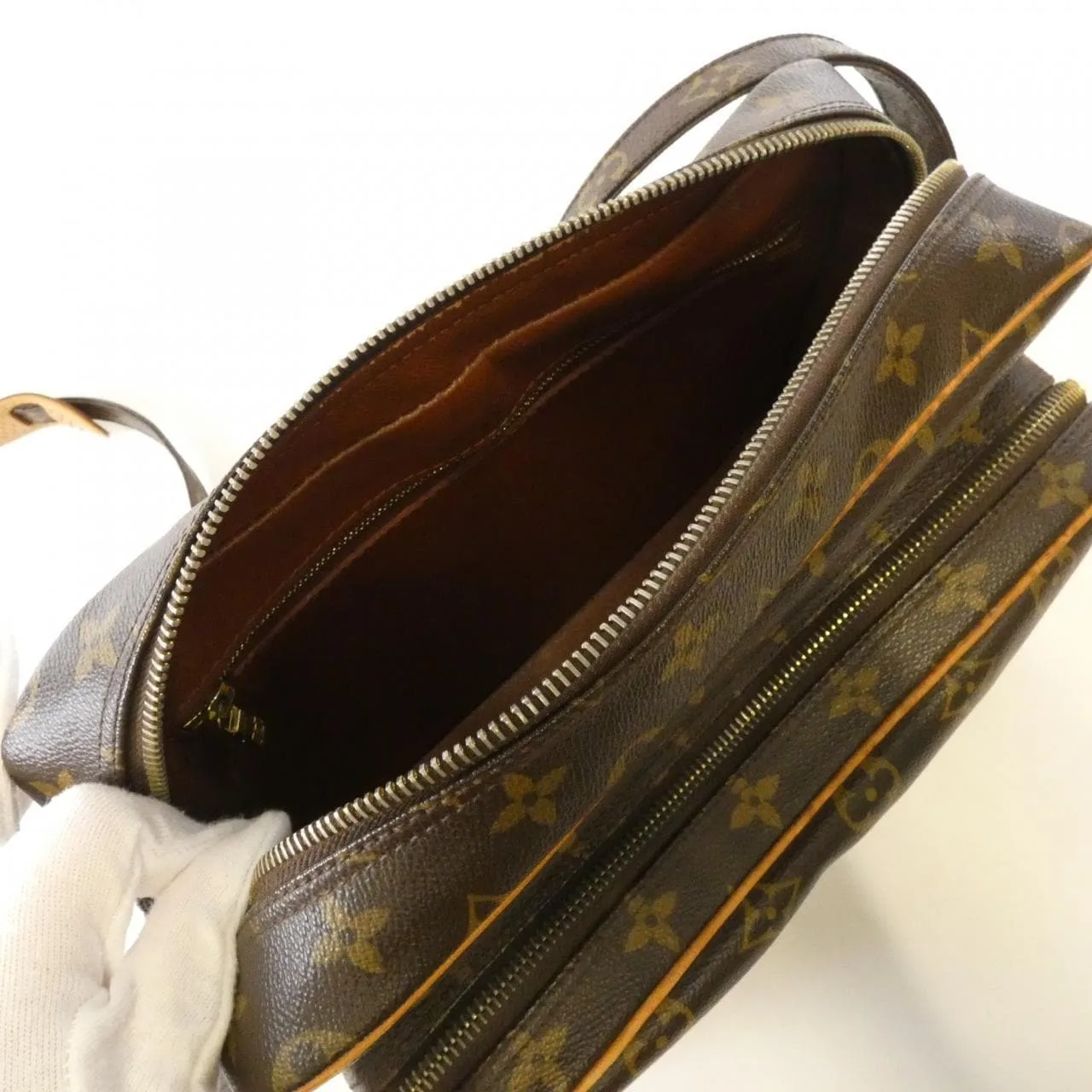 LOUIS VUITTON Nile M45244 Shoulder Monogram 黑色 Monogram 中古品B - 縮圖 8