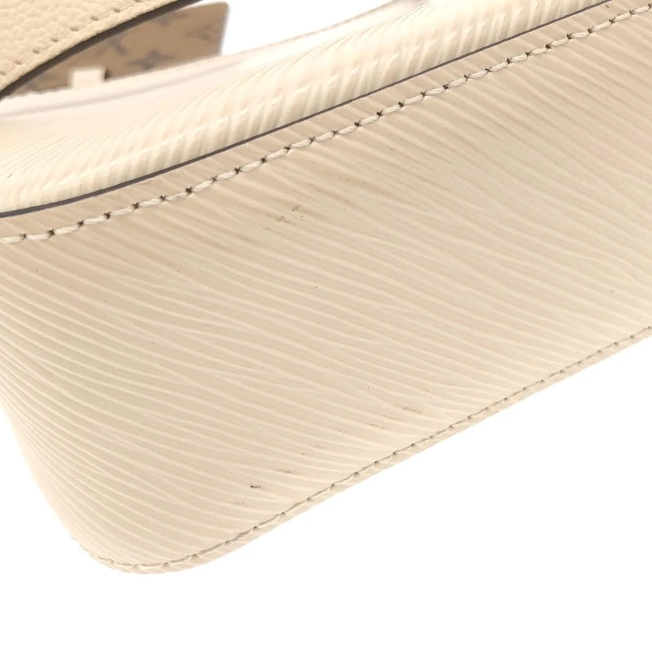 LOUIS VUITTON M20999 Shoulder Epi Black Epi Rank A - Thumbnail 4