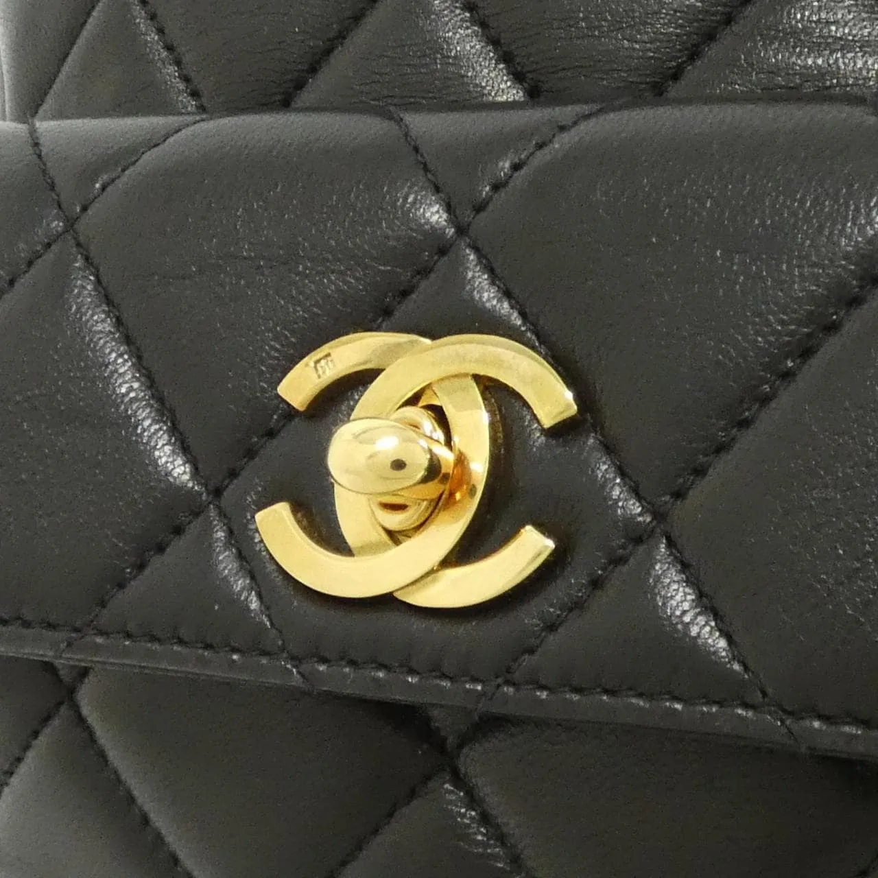CHANEL 04194 背包 羊皮 4
