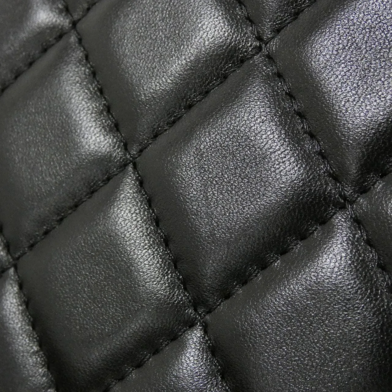 CHANEL AS5167 Handbag Lambskin 黑色 羊皮 中古品A - 縮圖 5