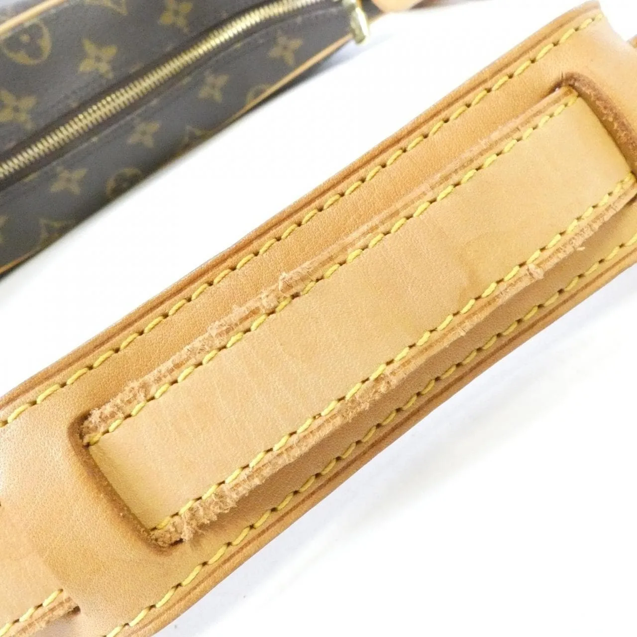 LOUIS VUITTON Boulogne M51265 Shoulder Monogram 黑色 Monogram 中古品B - 縮圖 5