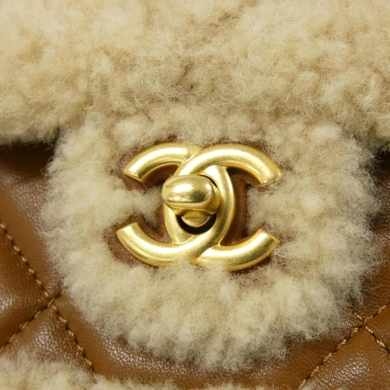 CHANEL AS5148 Shoulder Lambskin 棕色 羊皮 中古品A - 縮圖 4
