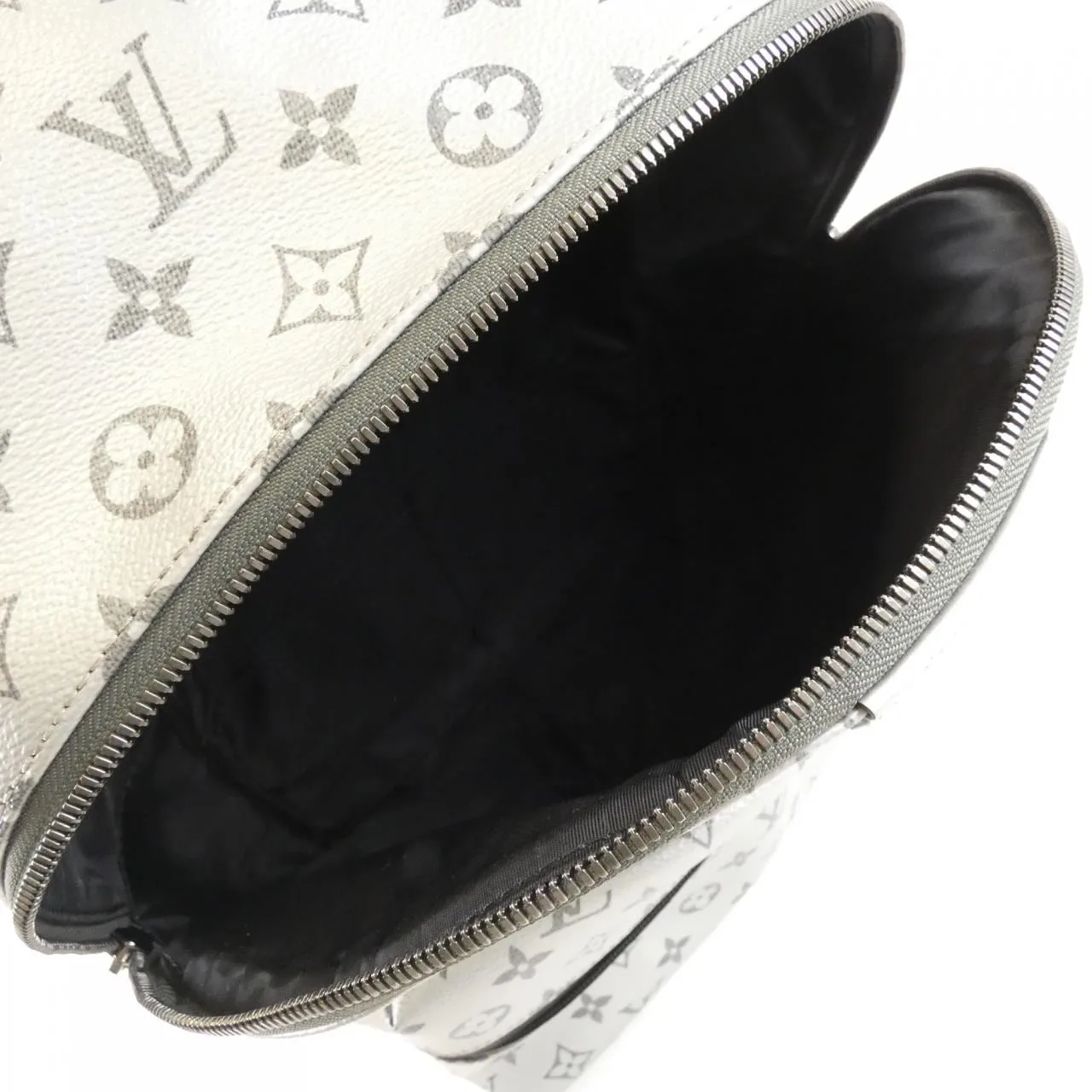 LOUIS VUITTON M43845 Backpack Monogram Silver Monogram Rank B - Thumbnail 10