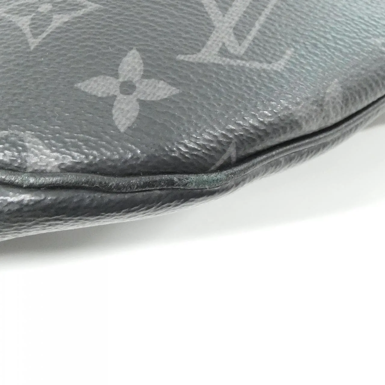 LOUIS VUITTON Discovery M44336 肩背包 Monogram 3