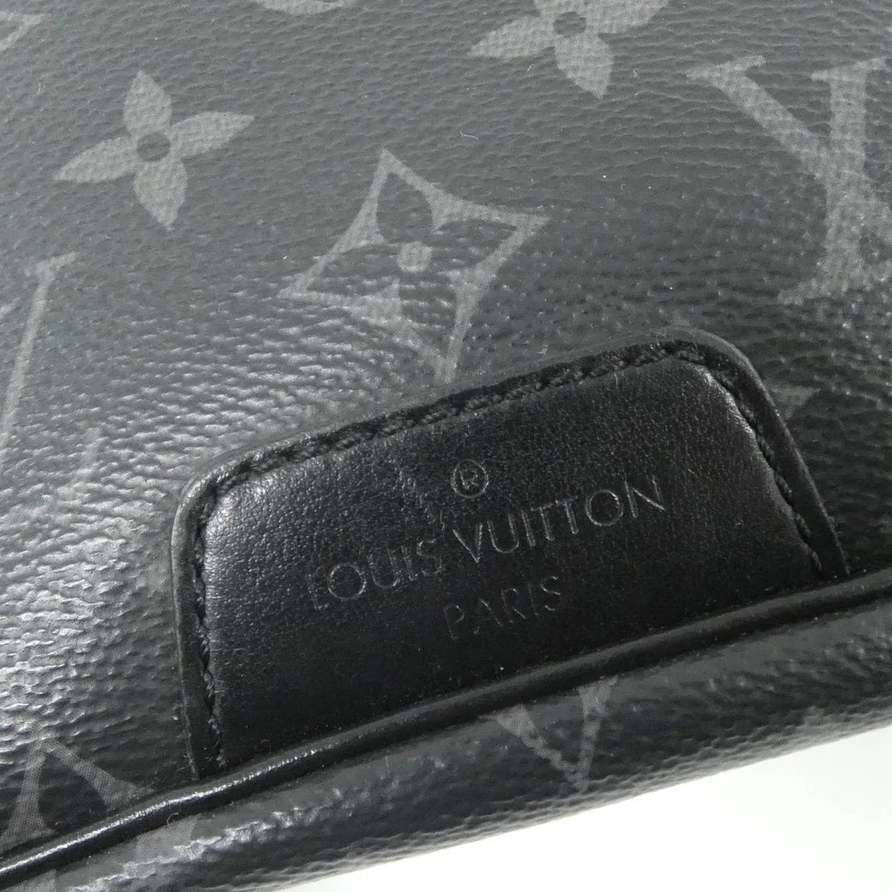 LOUIS VUITTON Discovery M44336 肩背包 Monogram 4