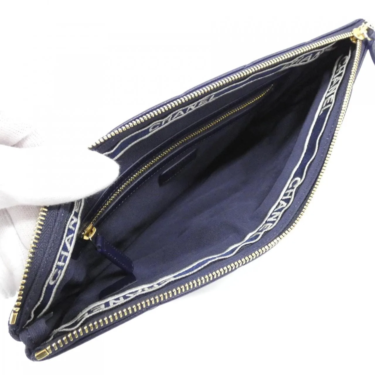 CHANEL Pouch Navy Rank A - Thumbnail 5