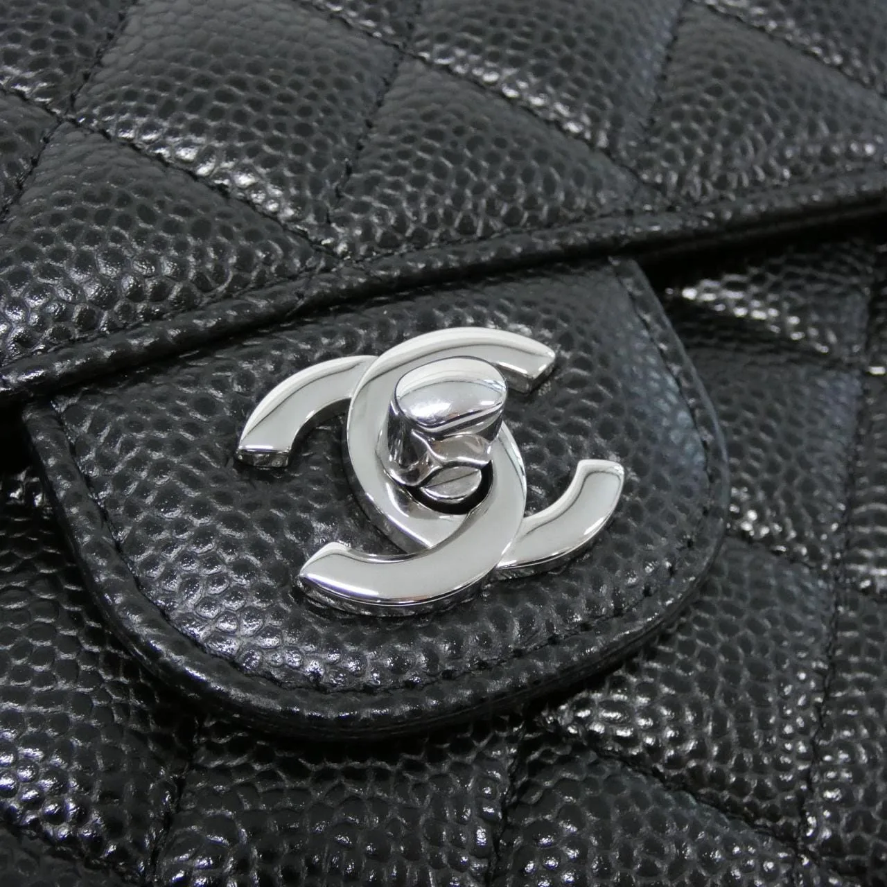 CHANEL Matelasse 1112 Shoulder Grained Calfskin 4
