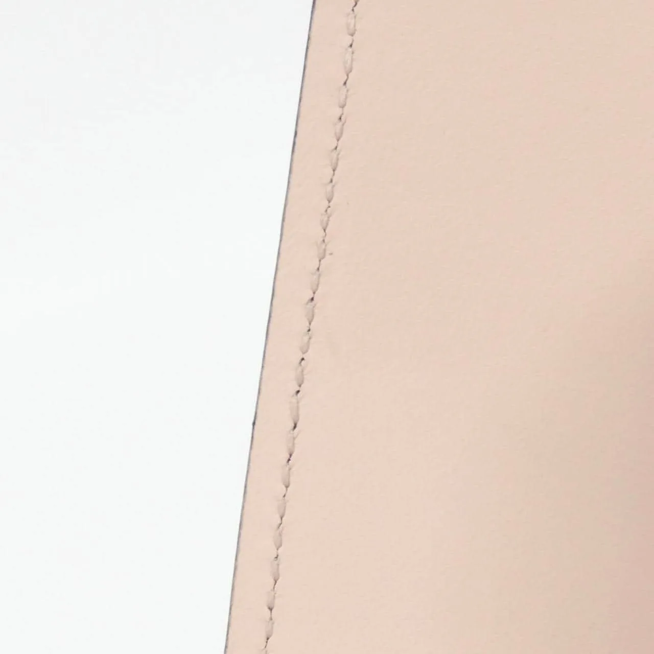 LOUIS VUITTON Mahina M82760 鎖匙包 4