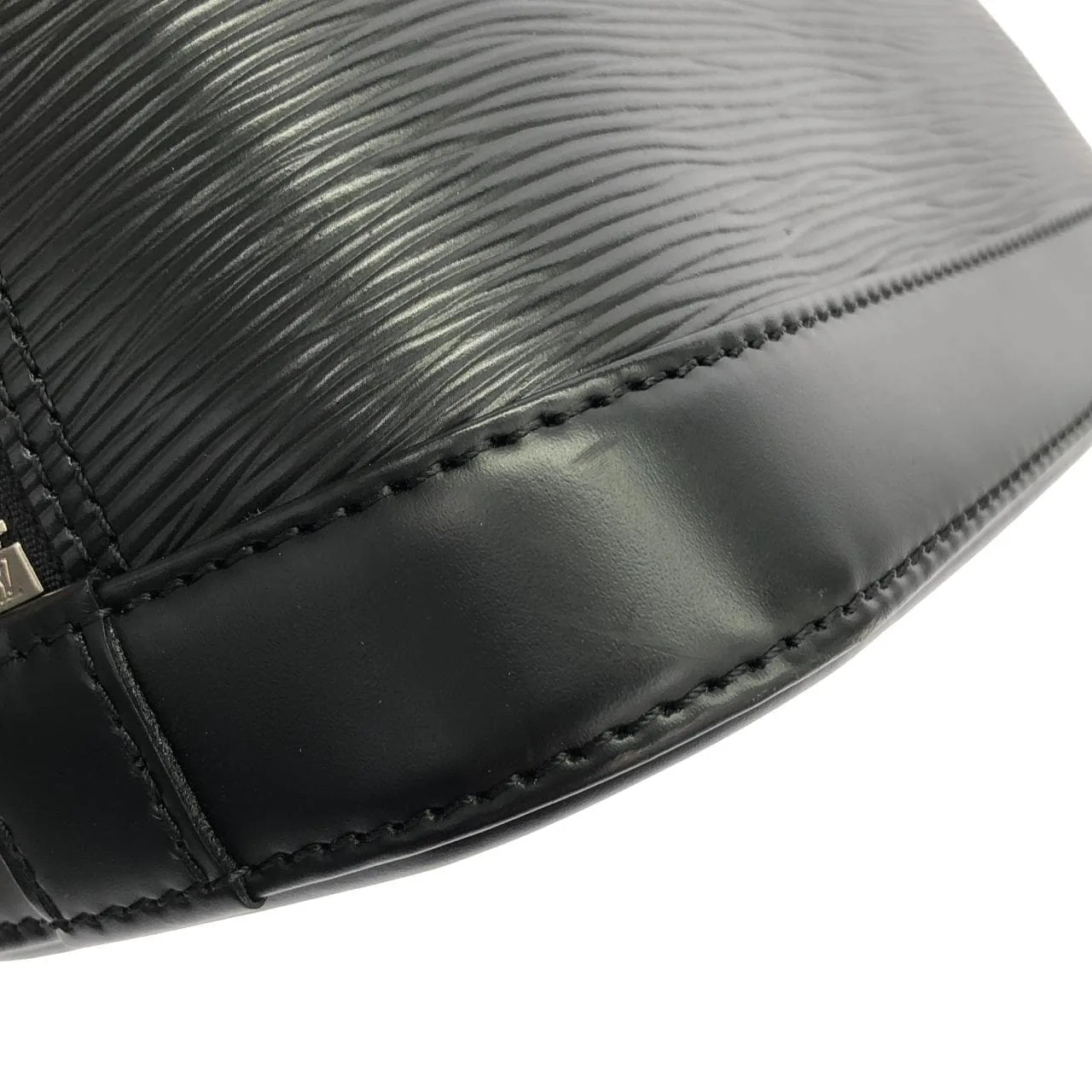 LOUIS VUITTON Alma M24645 Handbag Epi Black Epi Rank A - Thumbnail 6