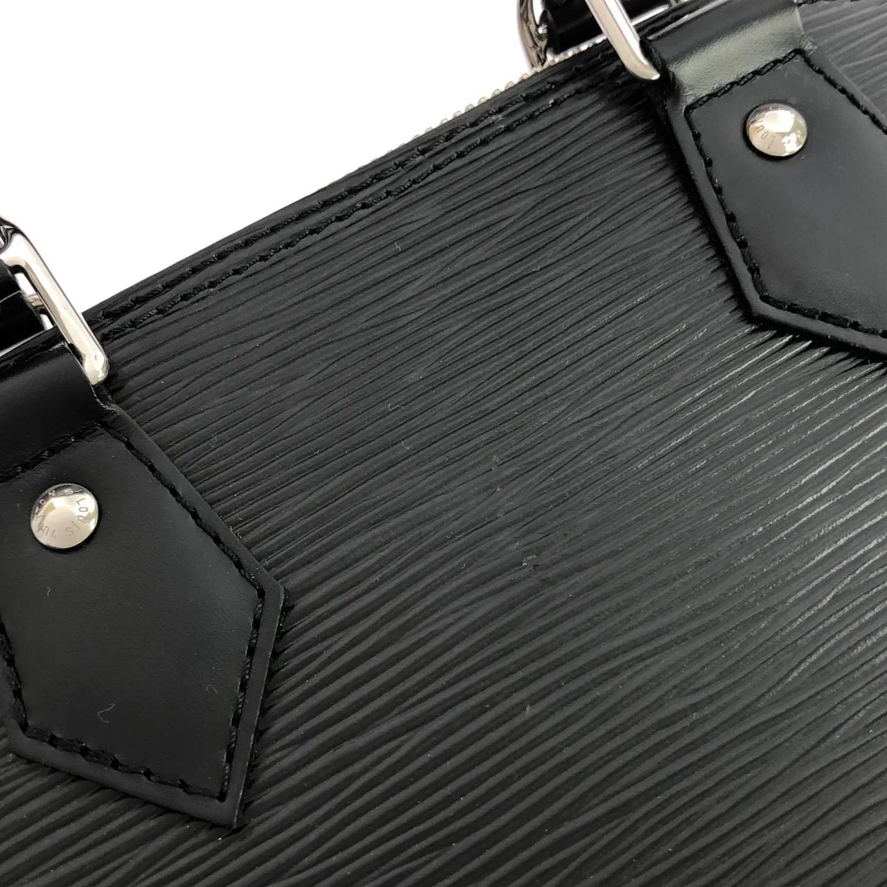 LOUIS VUITTON Alma M24645 Handbag Epi Black Epi Rank A - Thumbnail 7