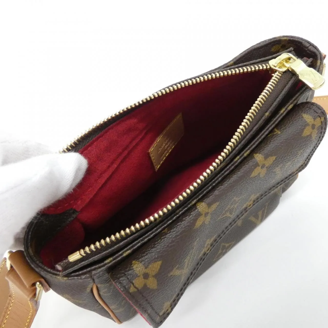 LOUIS VUITTON Viva Cité M51165 Shoulder Monogram Black Monogram Rank A - Thumbnail 5