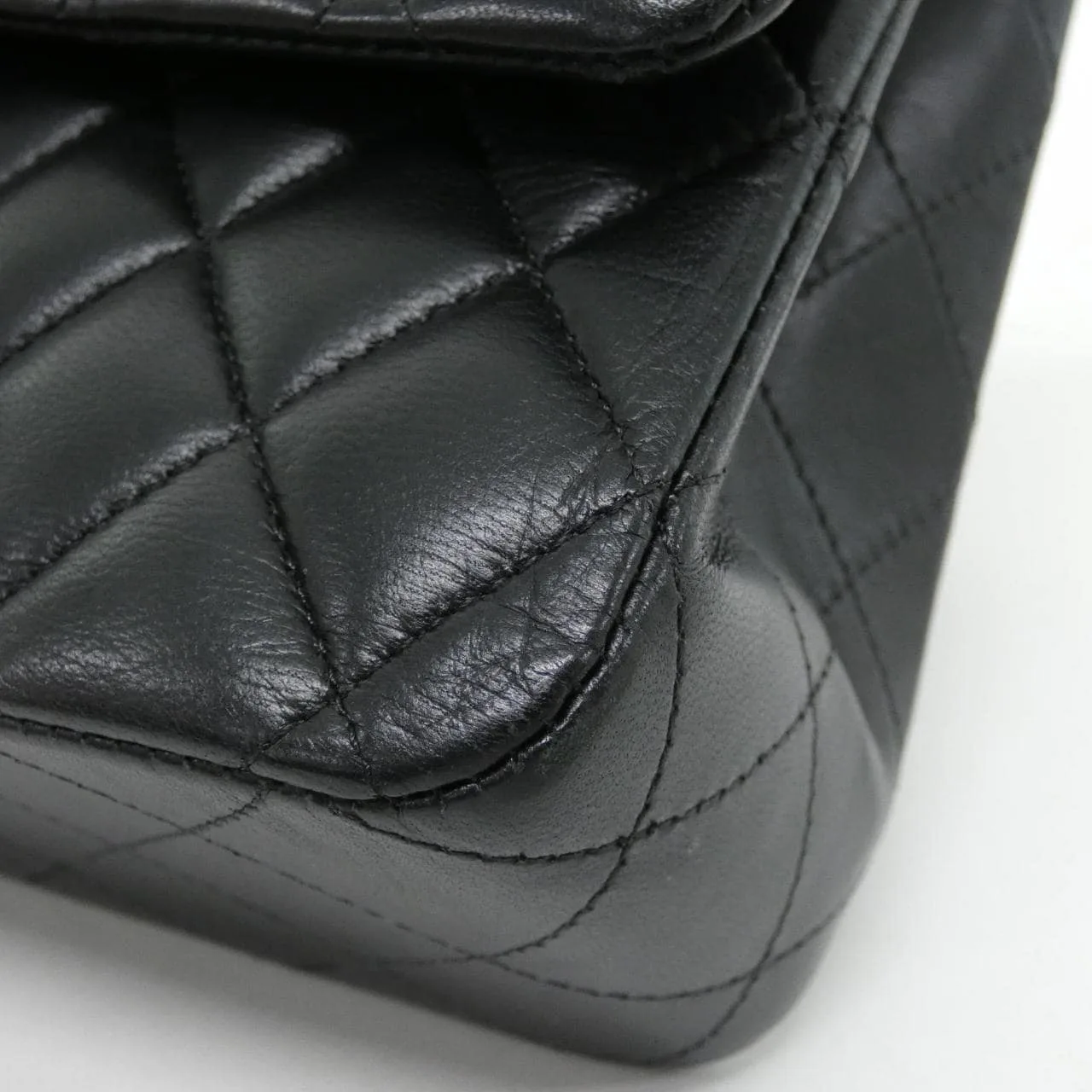 CHANEL Matelasse 1112 Shoulder Lambskin 黑色 羊皮 中古品A - 縮圖 4