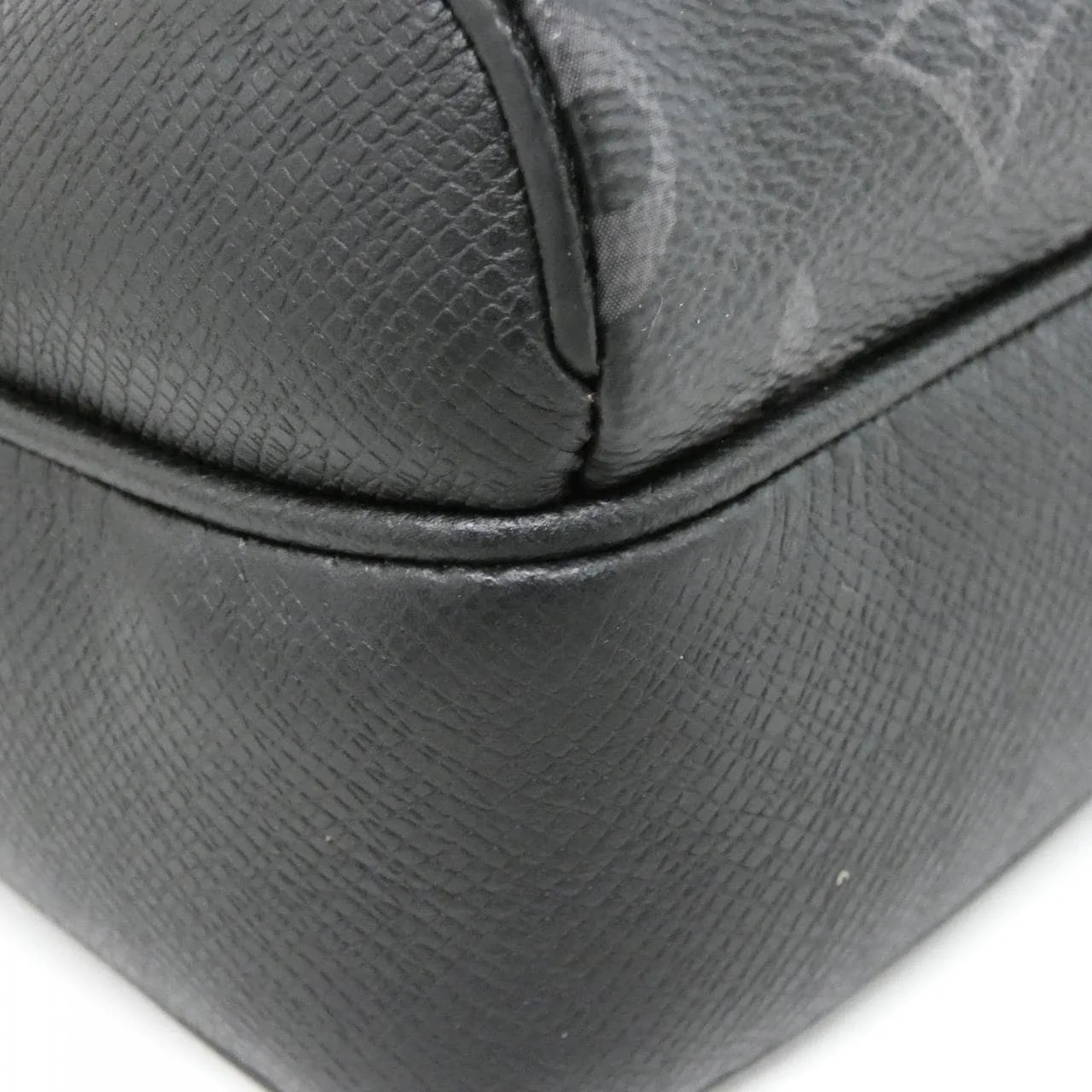 LOUIS VUITTON M30233 Shoulder Canvas 3