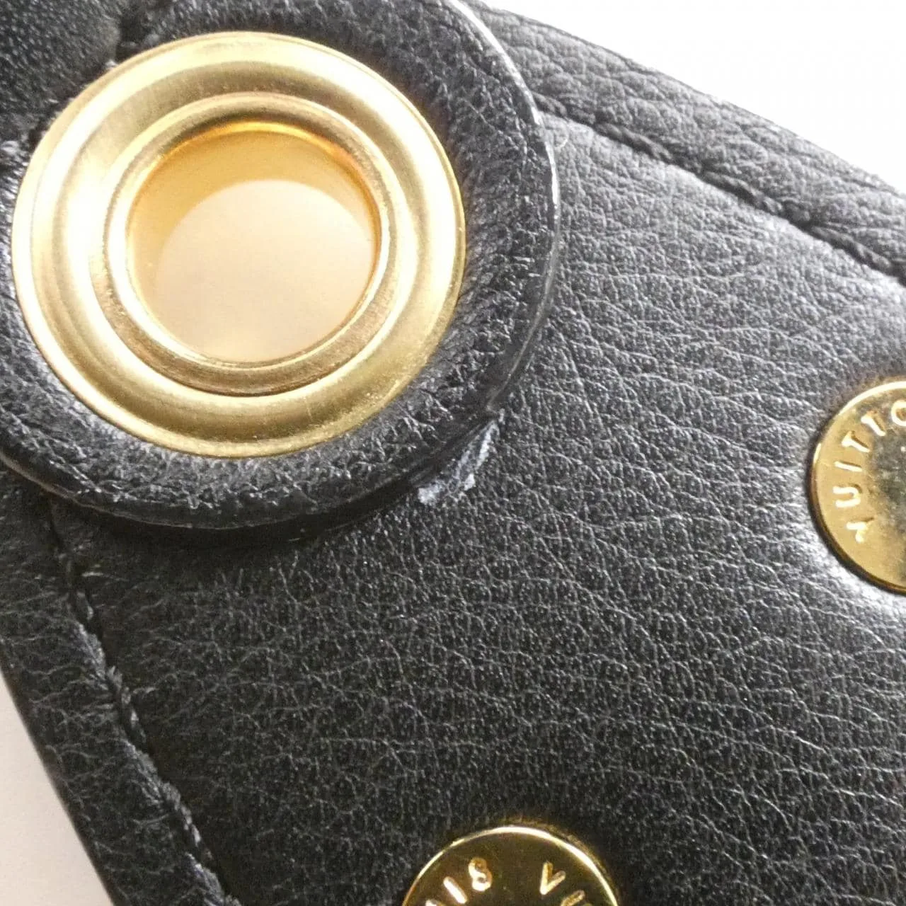 LOUIS VUITTON Pochette M40247 小斜揹包 Monogram 黑色 Monogram 中古品B - 縮圖 5