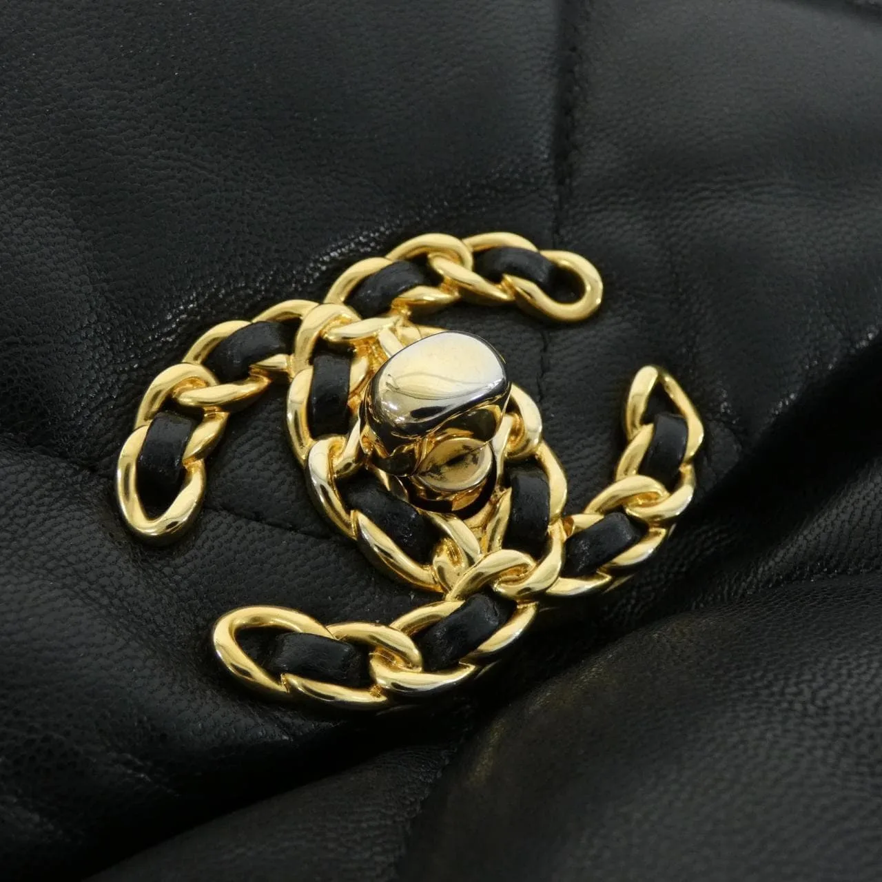 CHANEL Chanel 19 AS1161 肩背包 黑色 中古品A - 縮圖 6