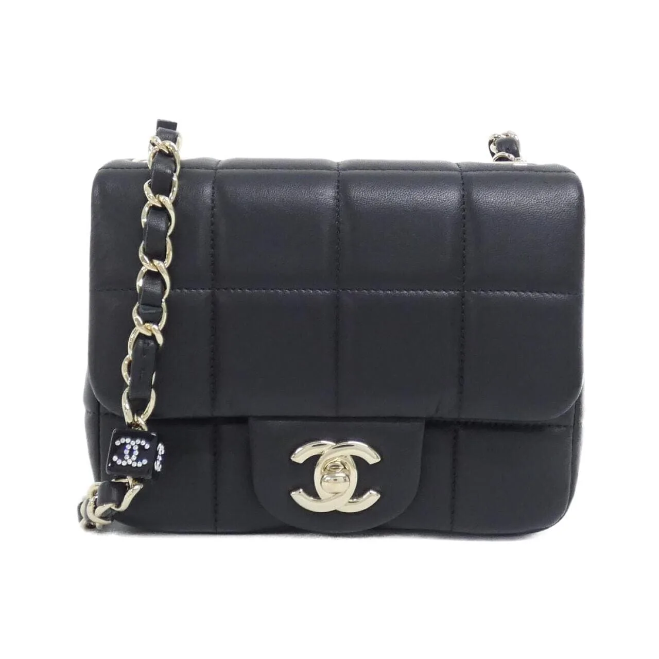 CHANEL Chanel 22 AS3744 Shoulder Lambskin