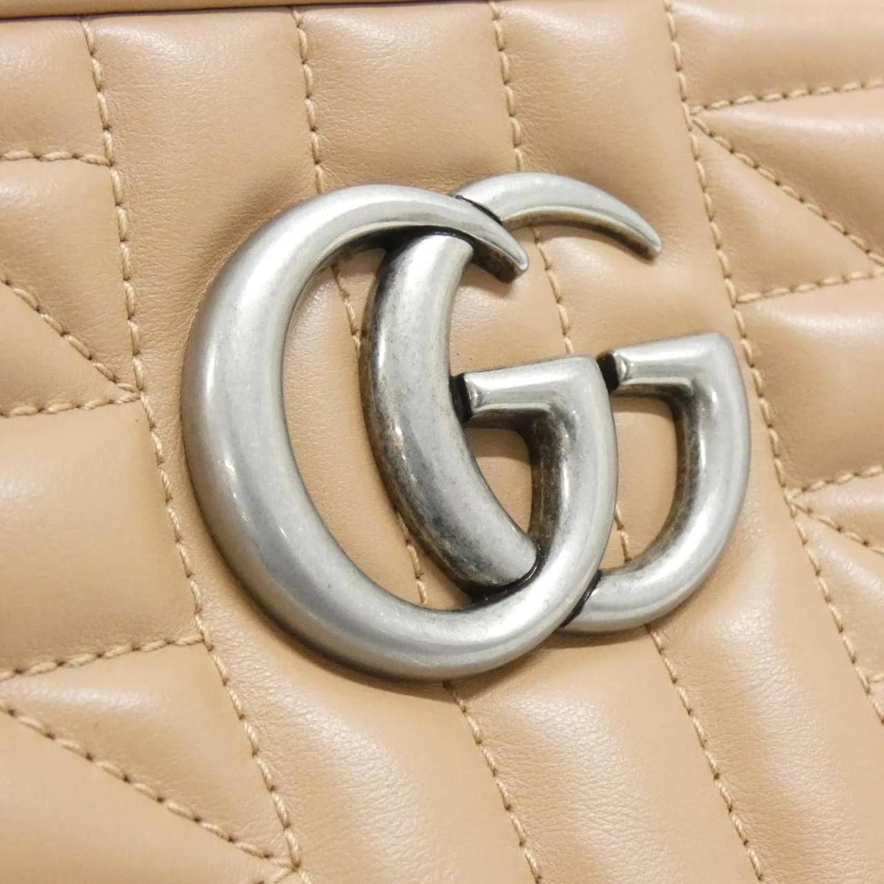 GUCCI Marmont 447632 UM8BN 肩背包 皮革 黑色 皮革 中古品A - 縮圖 4