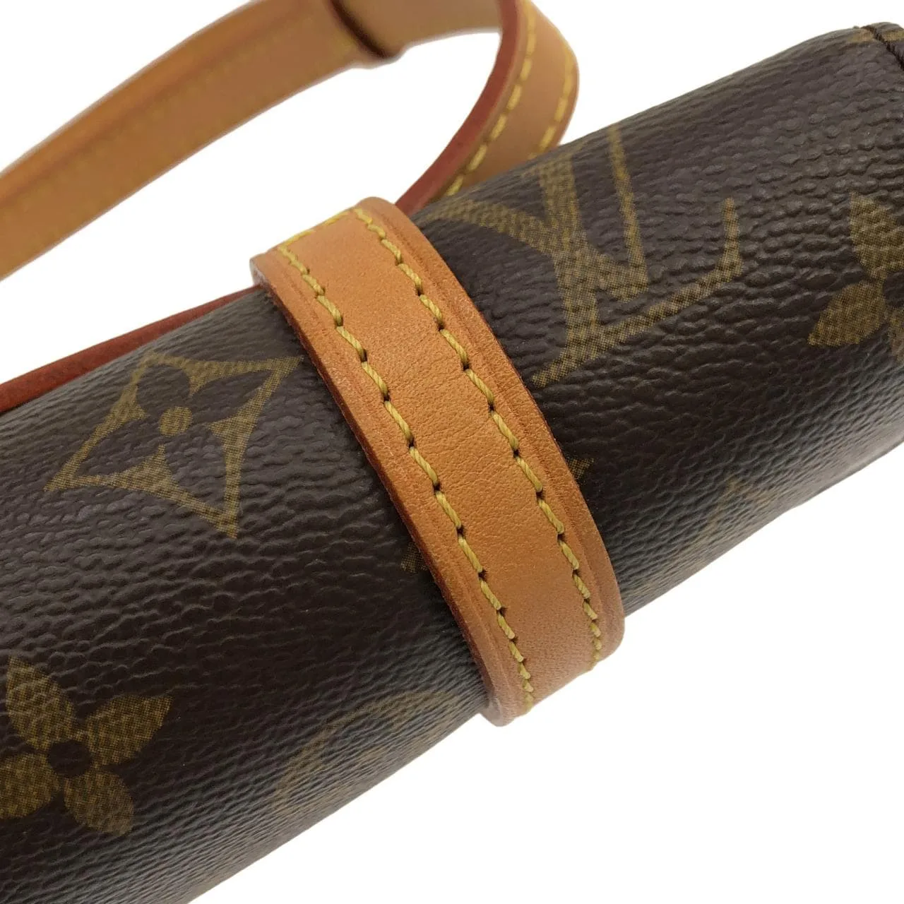 LOUIS VUITTON Pochette M51159 Belt Monogram Black Monogram Rank A - Thumbnail 4