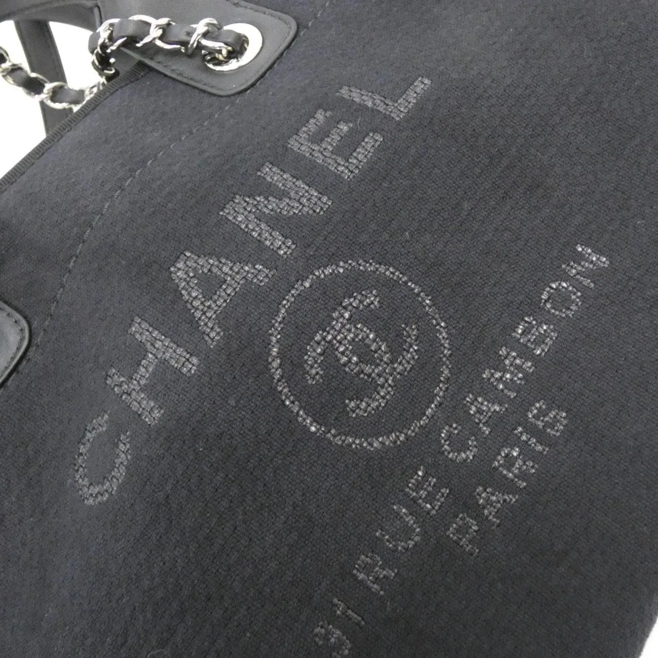 CHANEL Deauville AS3257 Handbag Black Rank A - Thumbnail 4