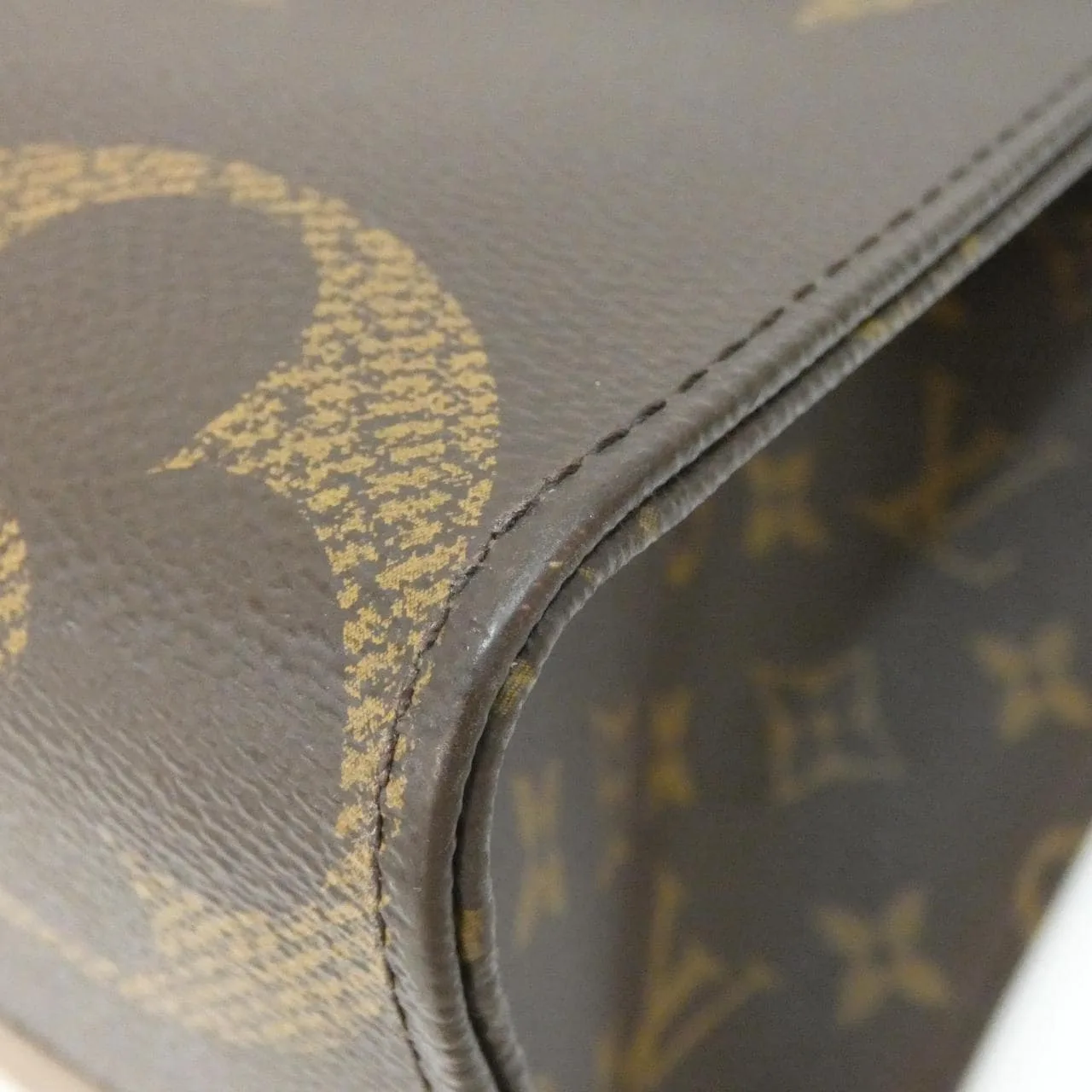 LOUIS VUITTON OnTheGo M45321 Handbag Monogram Black Monogram Rank B - Thumbnail 3