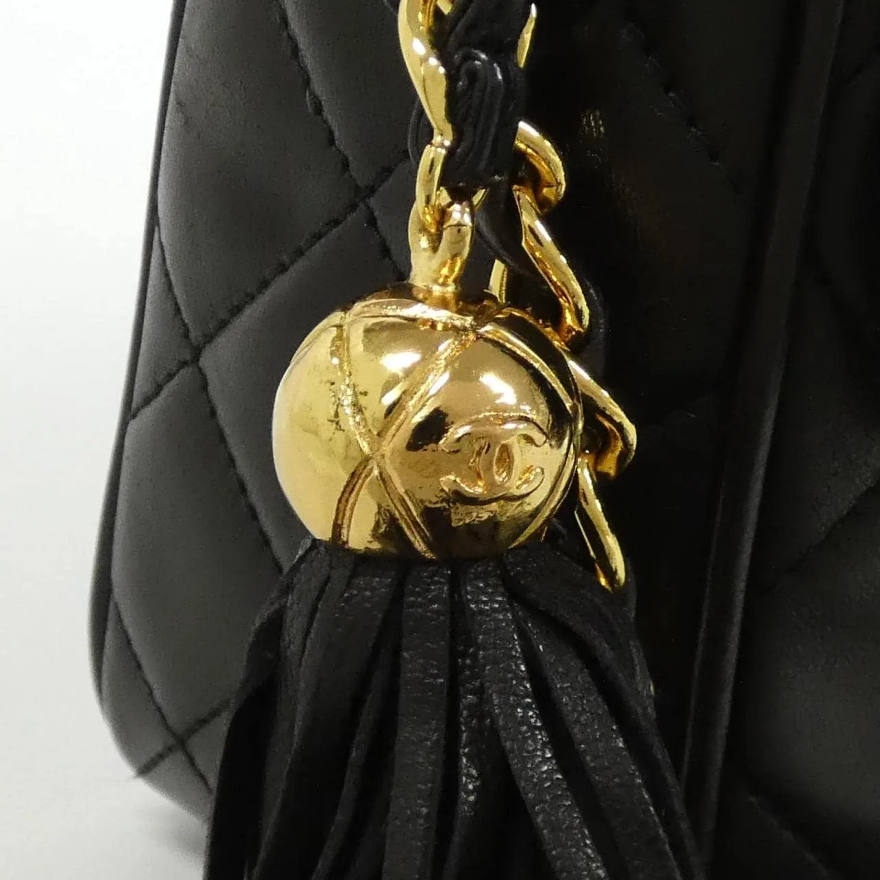 CHANEL Shoulder Lambskin 4