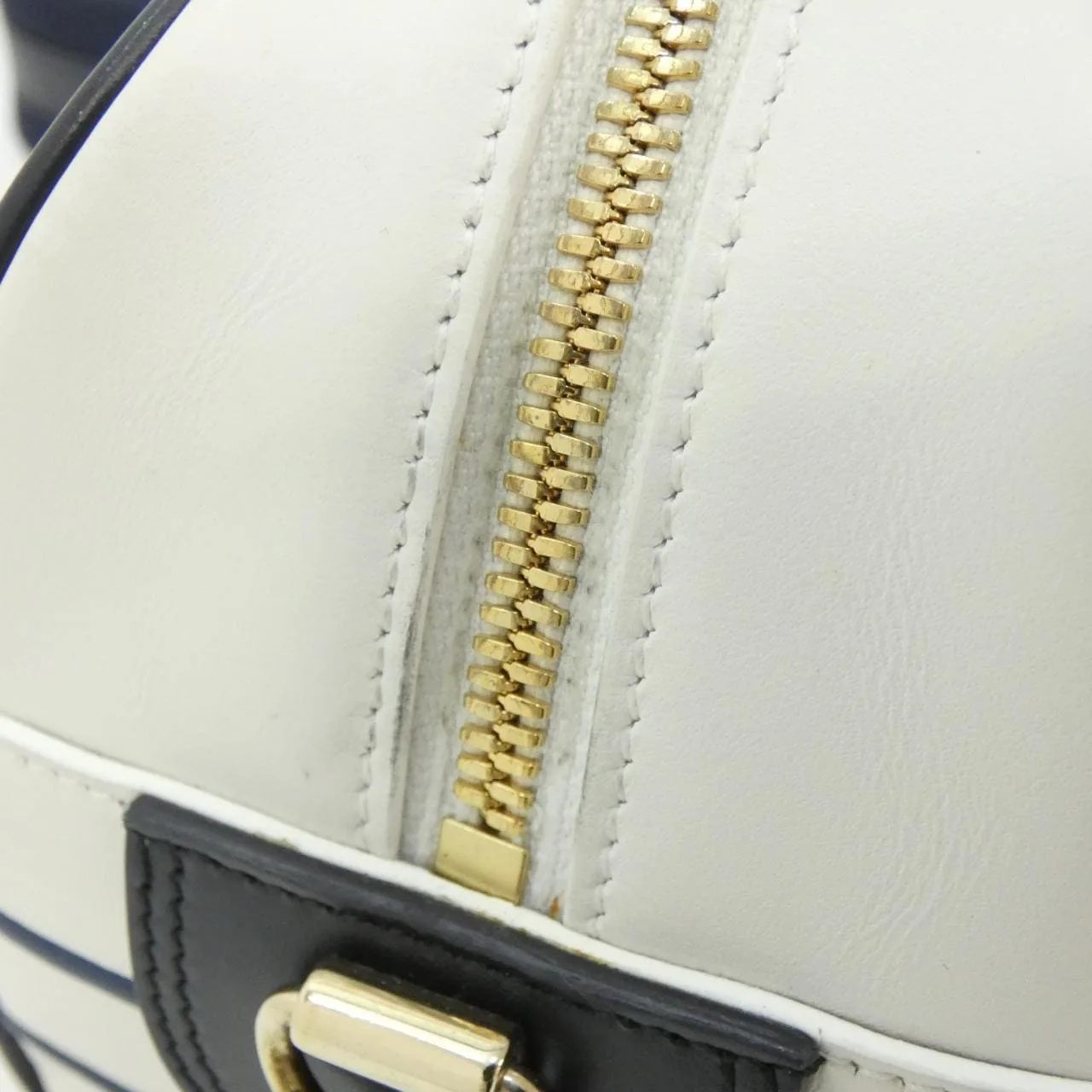 DIOR M6209OOBR Handbag