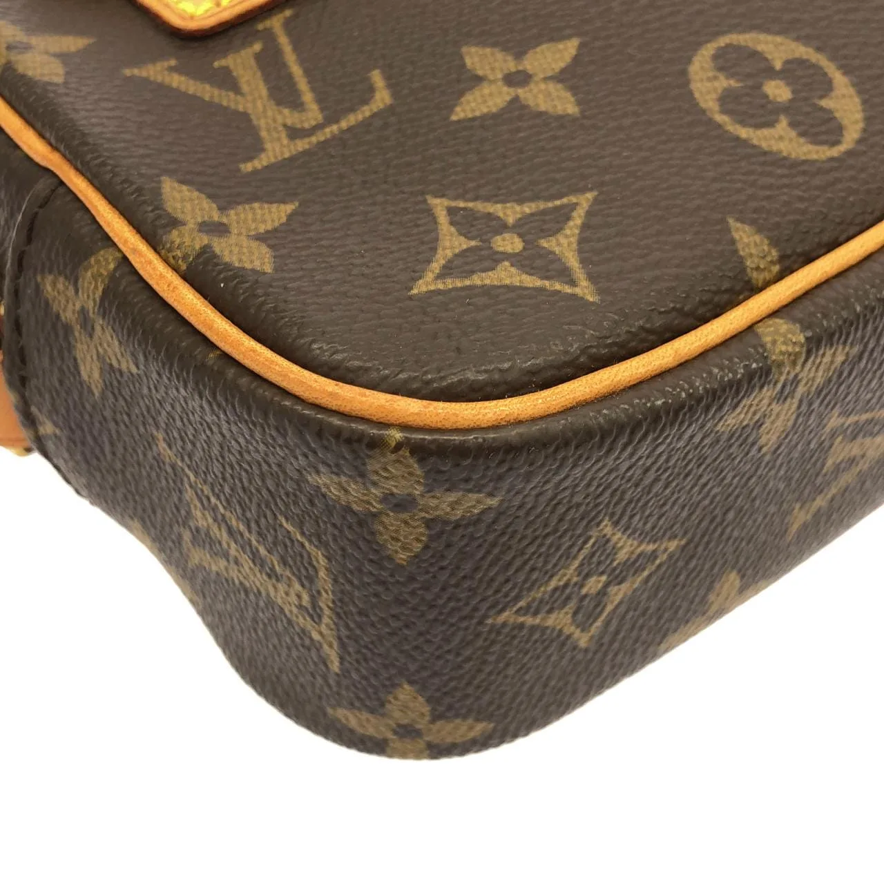 LOUIS VUITTON Pochette M51183 肩背包 Monogram 3