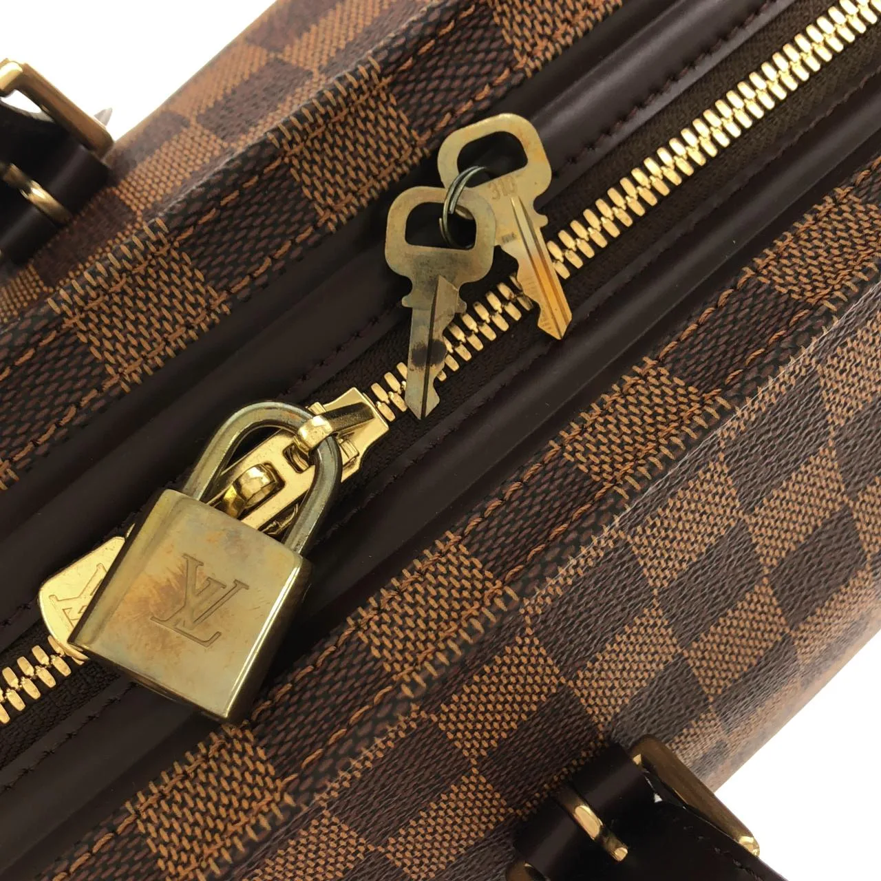 LOUIS VUITTON N51119 肩背包 Damier 4
