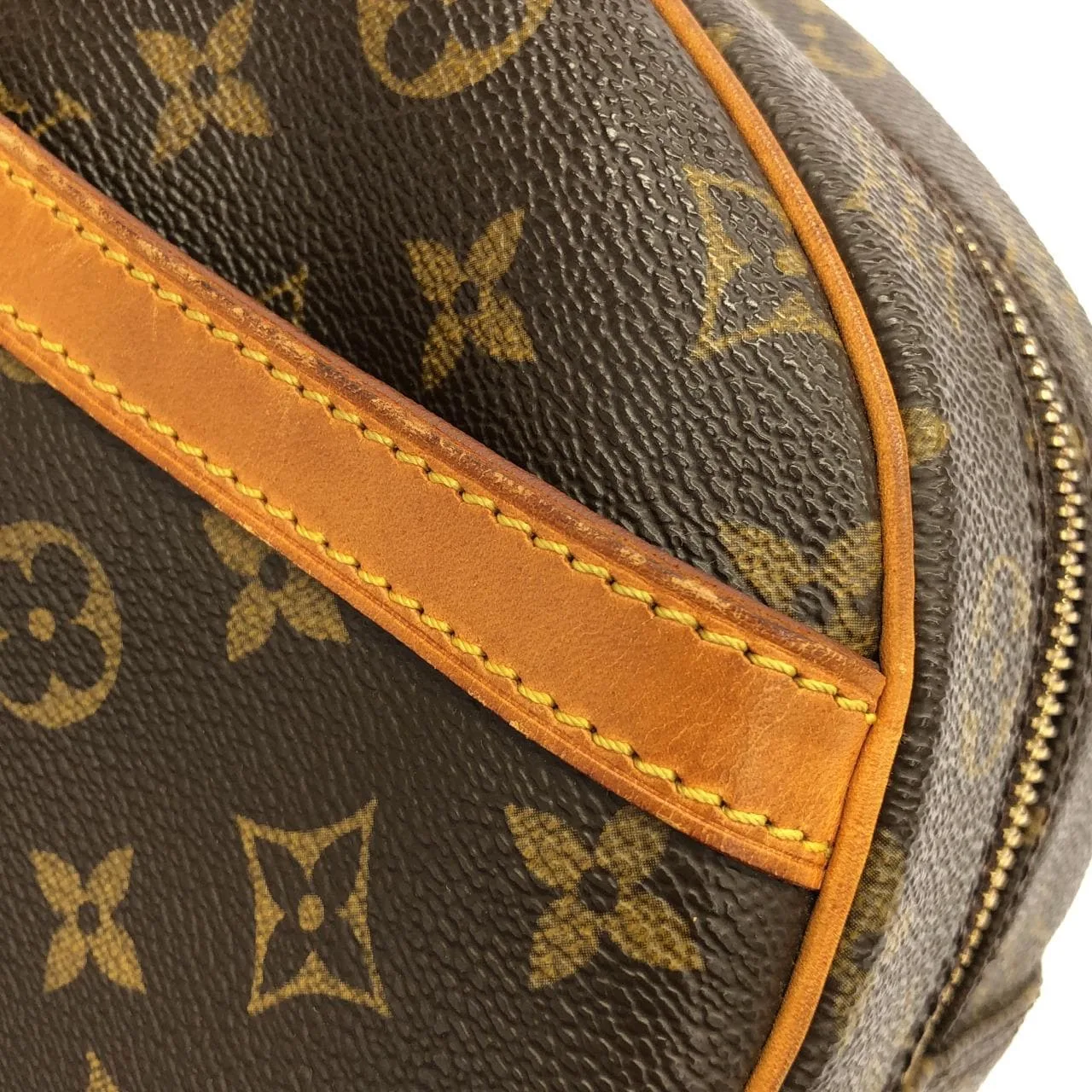 LOUIS VUITTON Blois M51221 Shoulder Monogram Black Monogram Rank B - Thumbnail 4