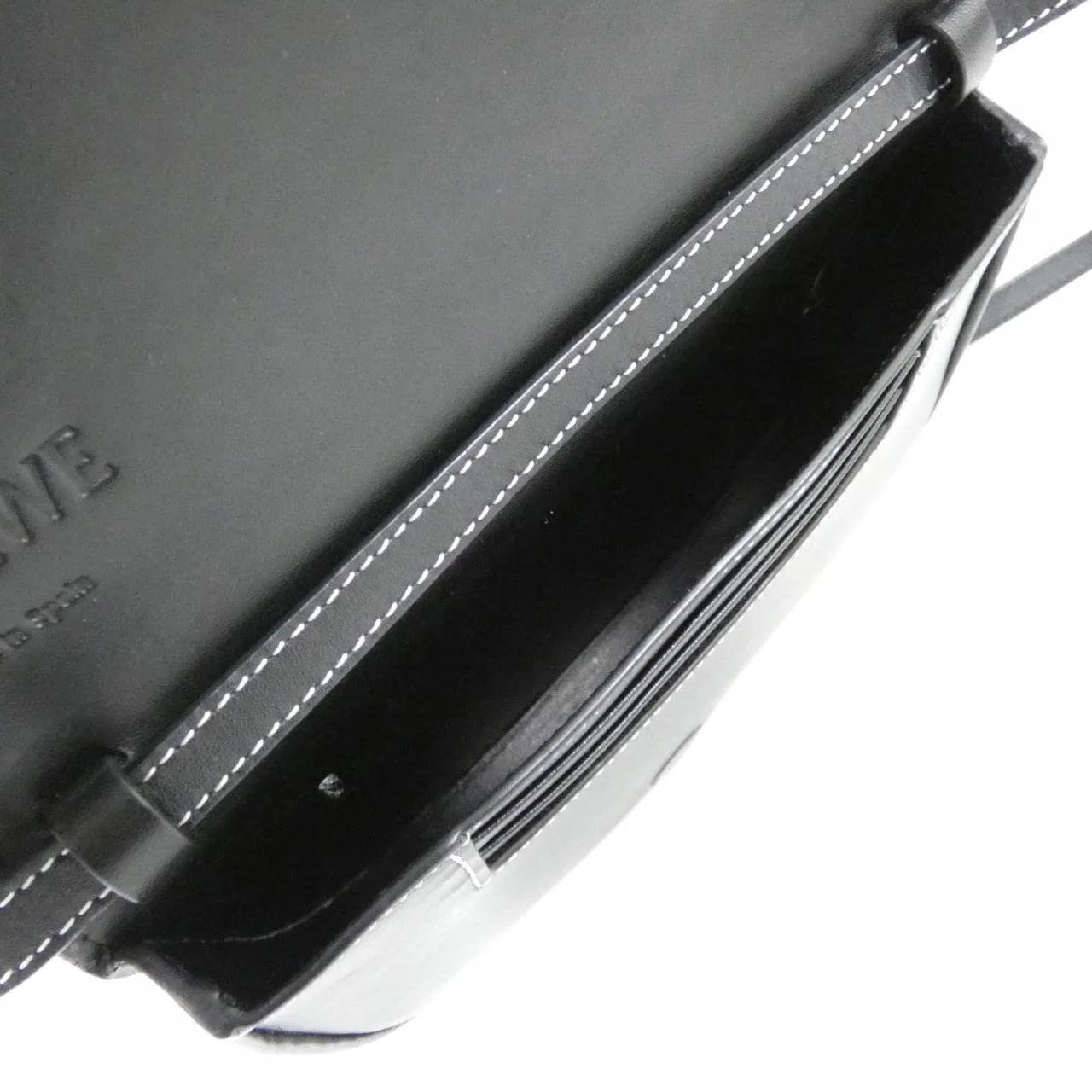 LOEWE 109 54 V01 肩背包