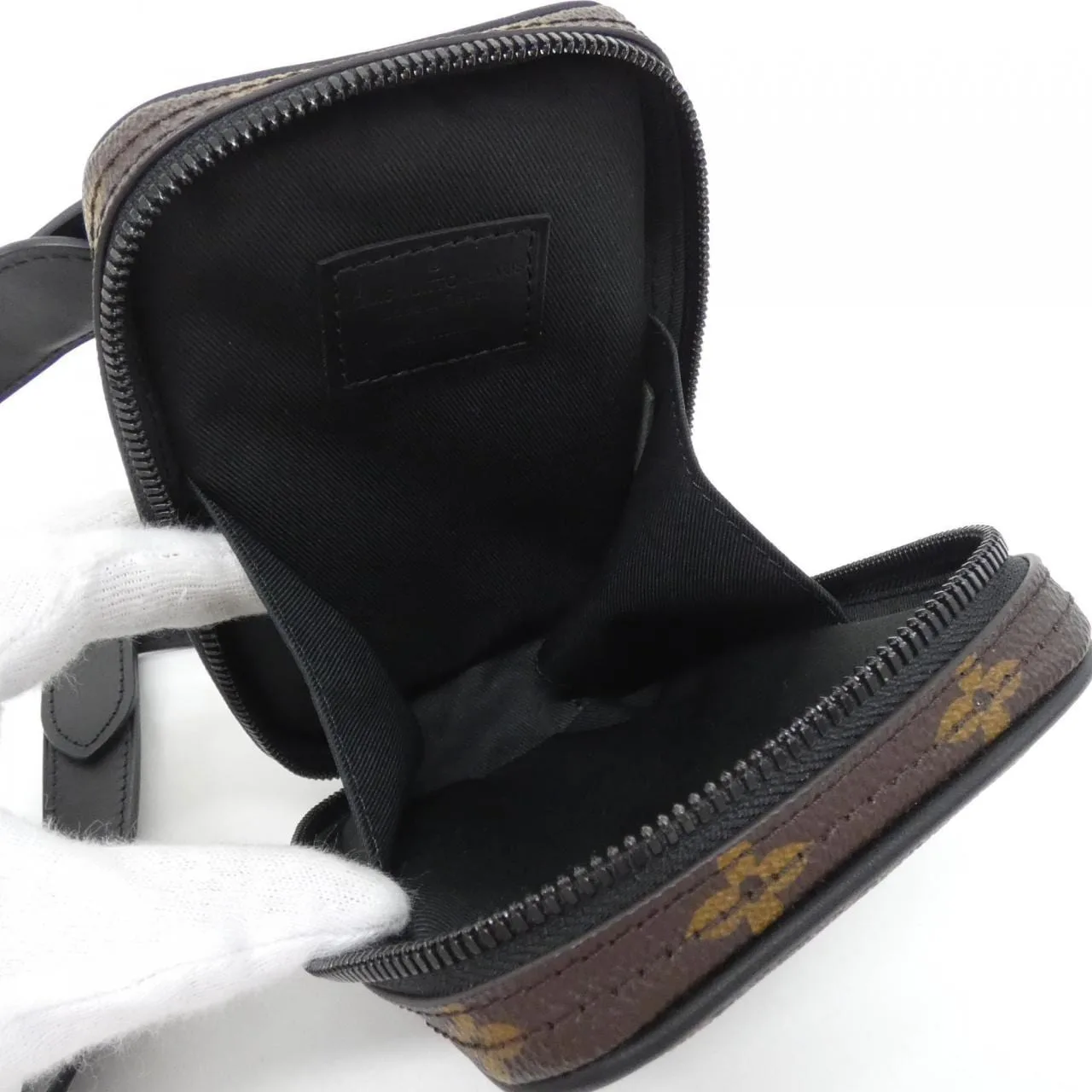 LOUIS VUITTON M44470 Shoulder Monogram Black Monogram Rank A - Thumbnail 7