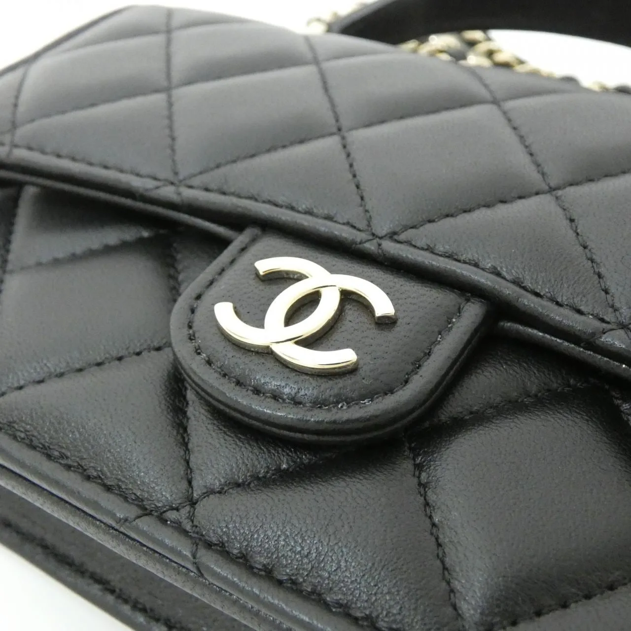 CHANEL Chanel 19 AP3226 Wallet Lambskin Black Lambskin Rank A - Thumbnail 4