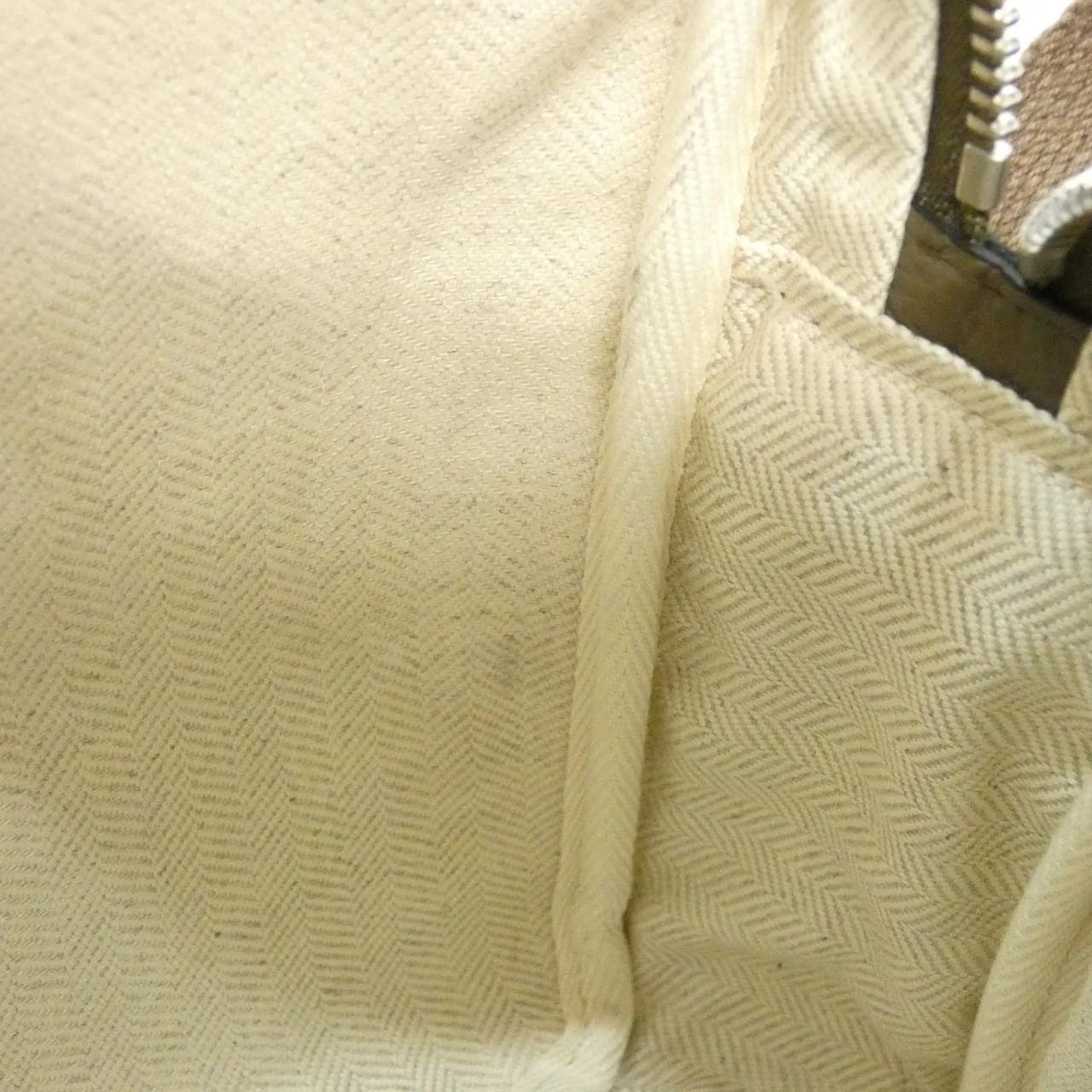 LOEWE 317 12AA72 肩背包