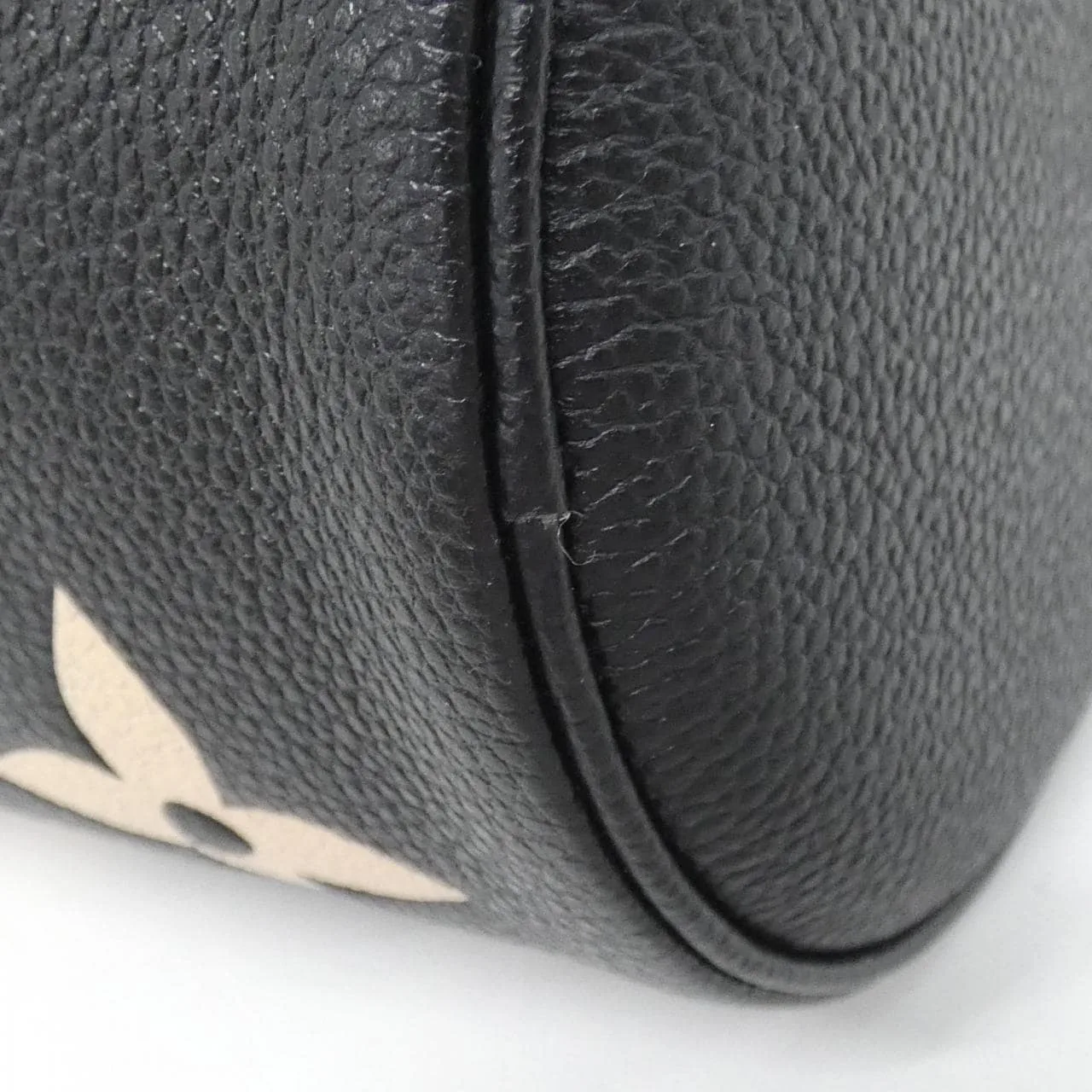 LOUIS VUITTON Papillon M45980 Shoulder Monogram Black Monogram Rank A - Thumbnail 2