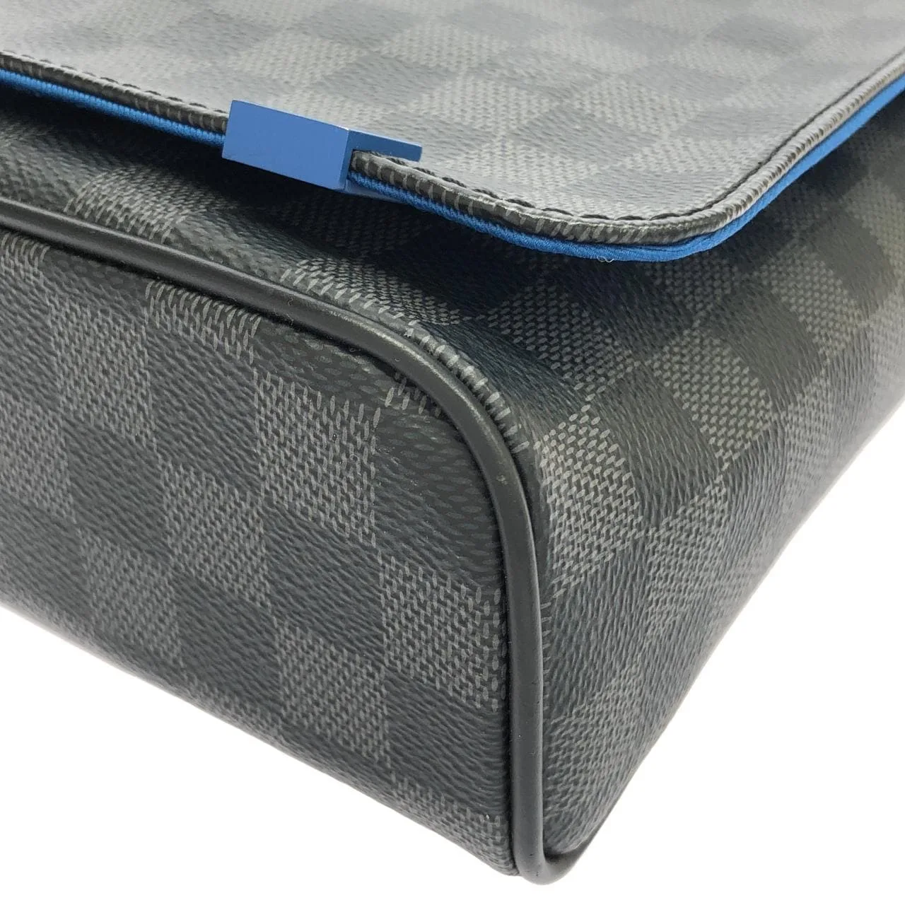 LOUIS VUITTON District N42420 Shoulder Damier Blue Damier Rank A - Thumbnail 3