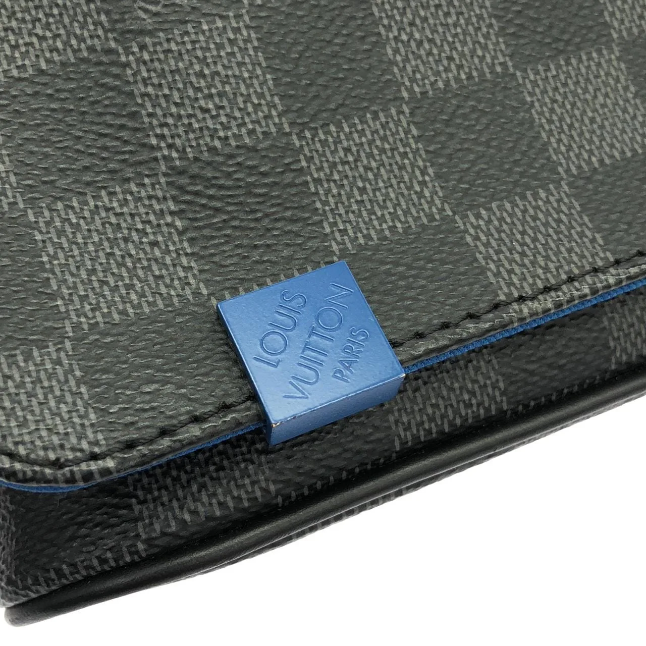LOUIS VUITTON District N42420 Shoulder Damier Blue Damier Rank A - Thumbnail 4