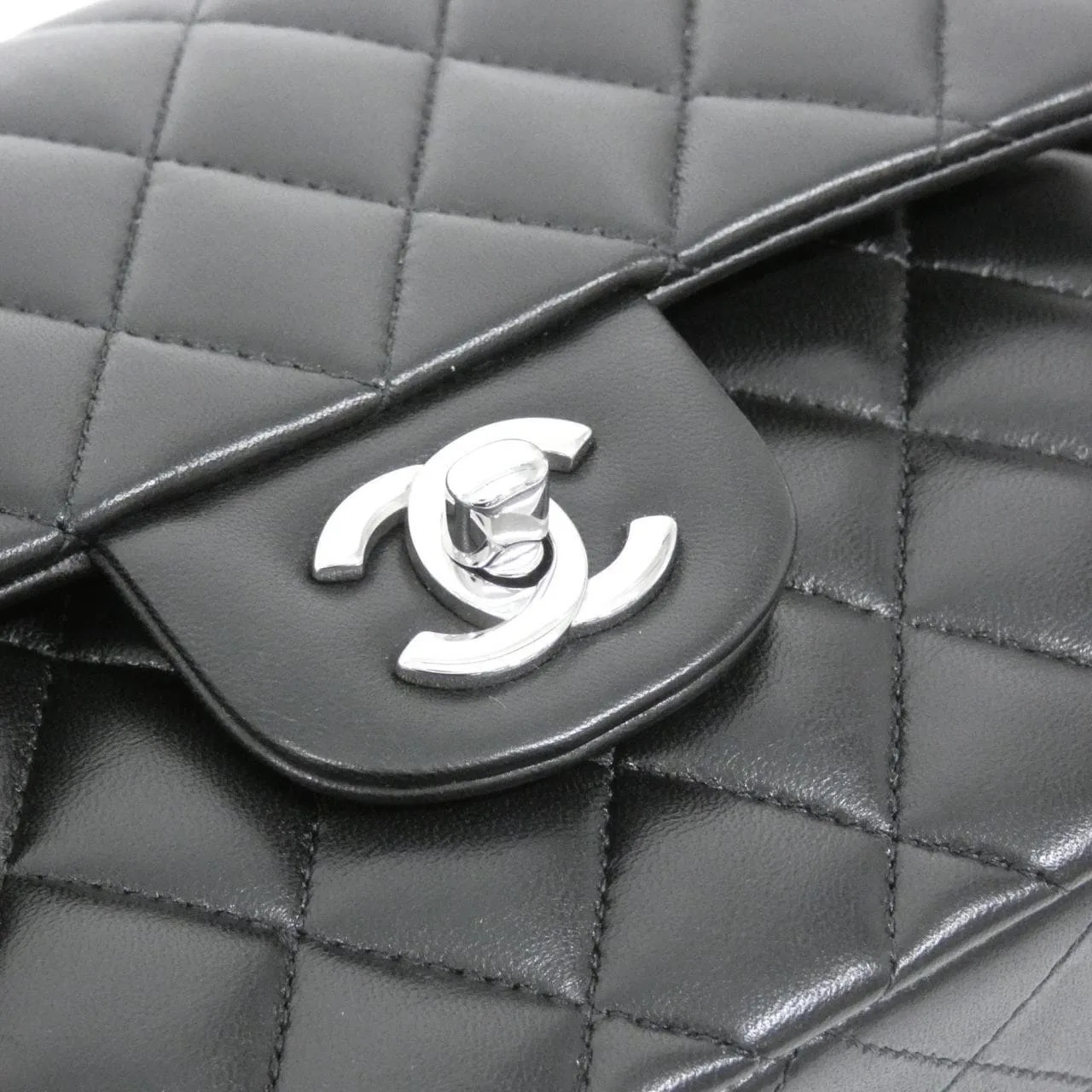 CHANEL Matelasse 1113 Shoulder Lambskin Black Lambskin Rank A - Thumbnail 6