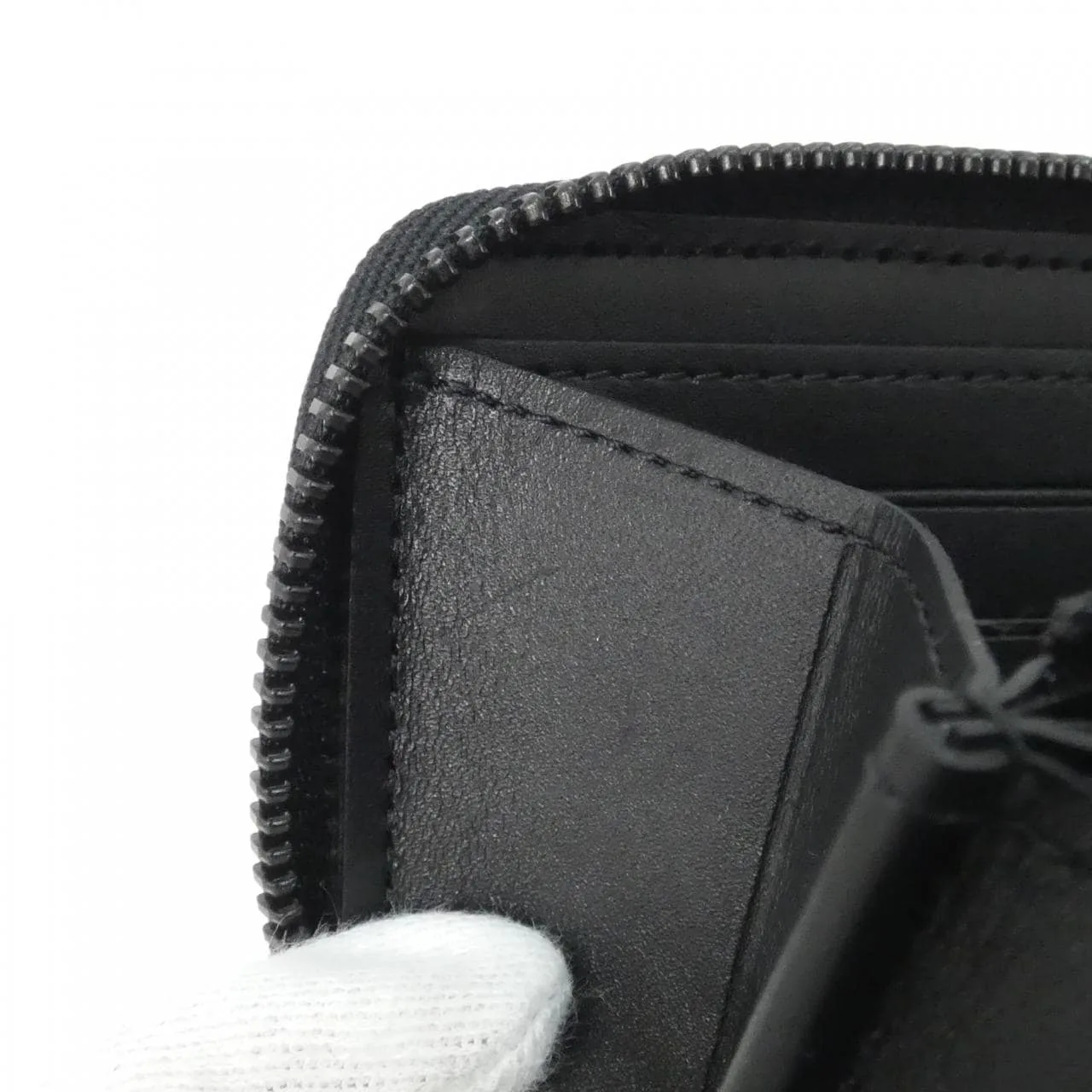 LOUIS VUITTON M28048 Wallet Monogram Black Monogram Rank A - Thumbnail 4