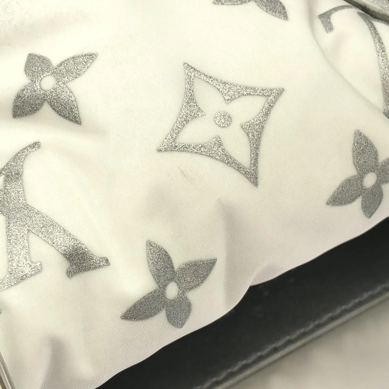 LOUIS VUITTON OnTheGo M11847 手提包 Monogram 黑色 Monogram 中古品A - 縮圖 4