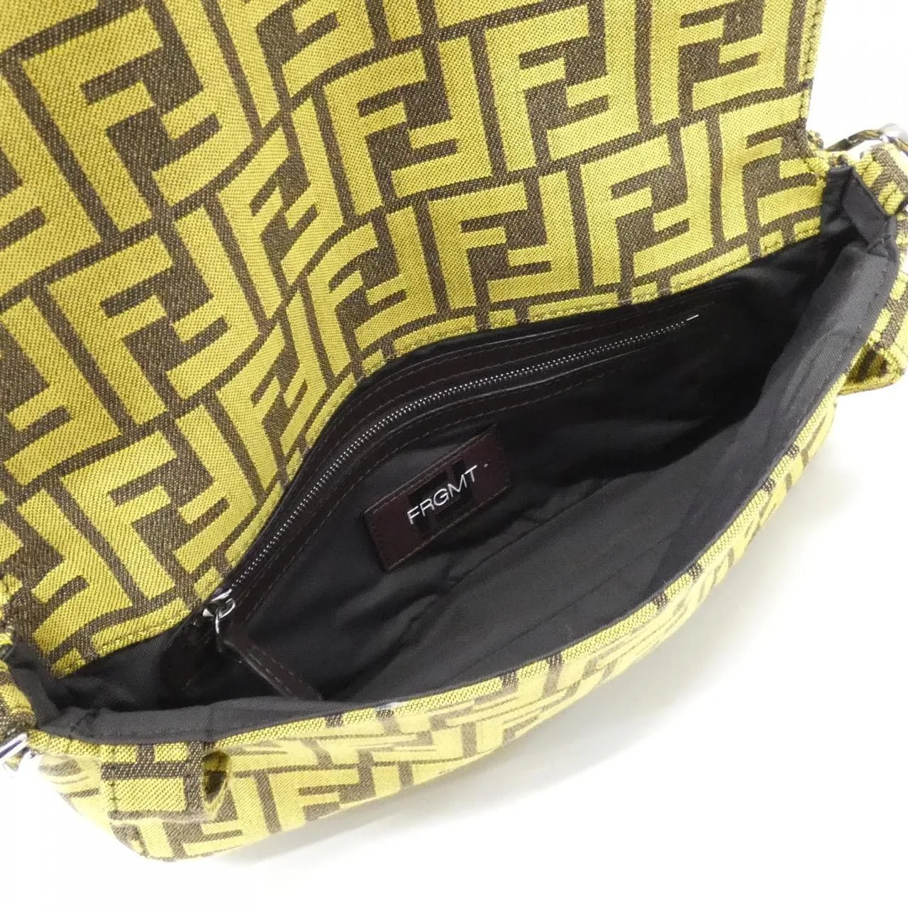 FENDI Baguette 8BH418 AR1Y 手提包 帆布