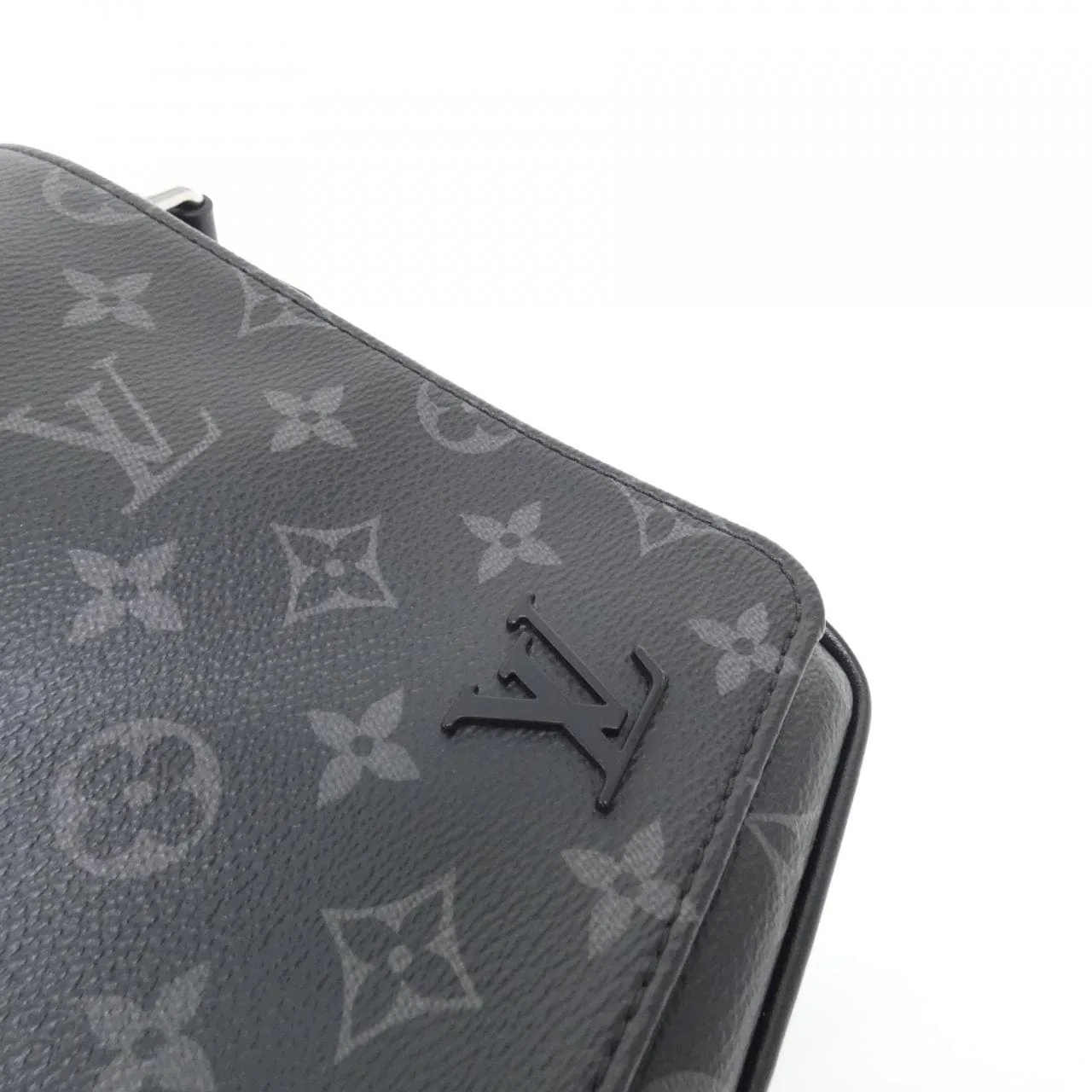 LOUIS VUITTON District M46255 Shoulder Monogram Black Monogram Rank A - Thumbnail 4